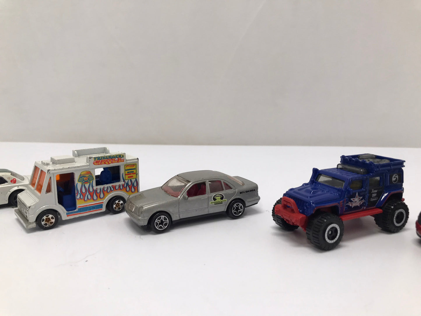 Hot Wheels Assorted Die Cast Lot  #2  Cars Trucks