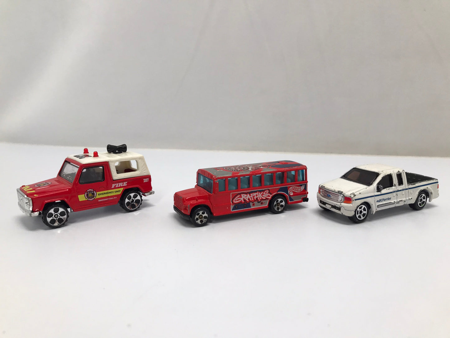 Hot Wheels Assorted Die Cast Lot  #5  Cars Trucks