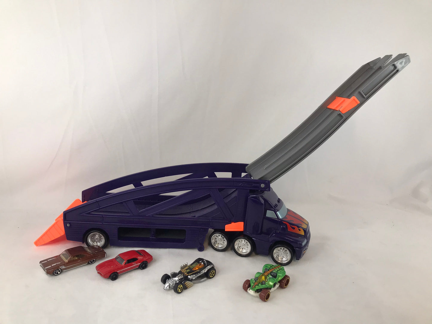 Hot Wheels and Die Cast Cars With Large Car Carrier Truck Purple Orange