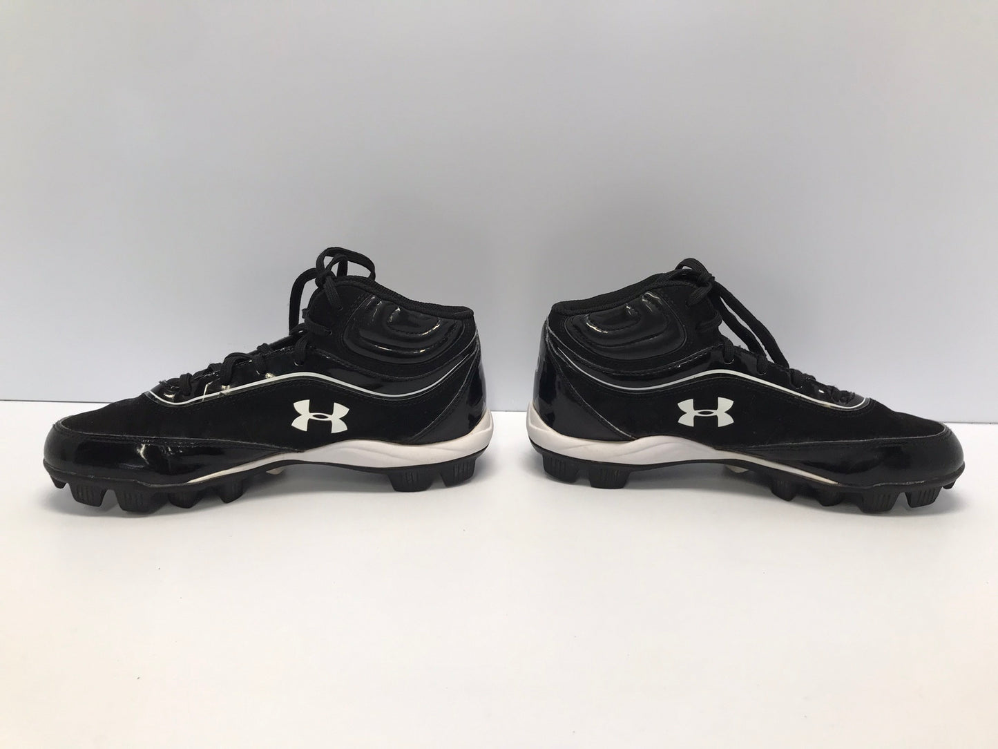 Baseball Shoes Cleats Child Size 5 Under Armour Black White High Top