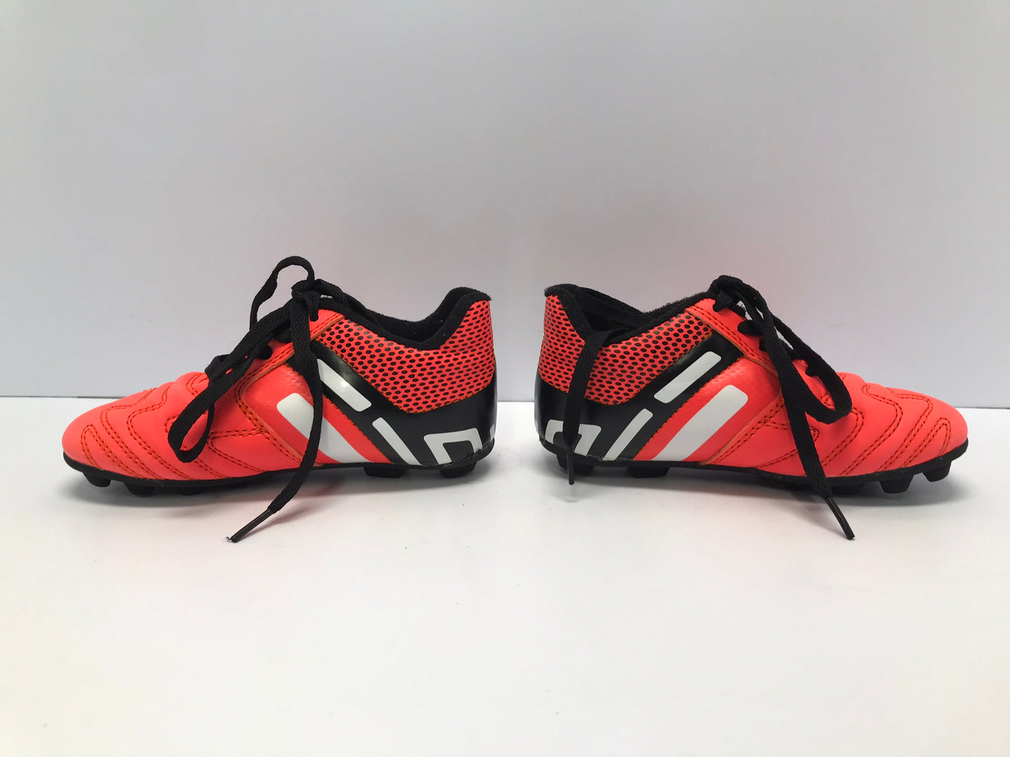 Soccer Shoes Cleats Child Size 10 Toddler Orange and Black Excellent