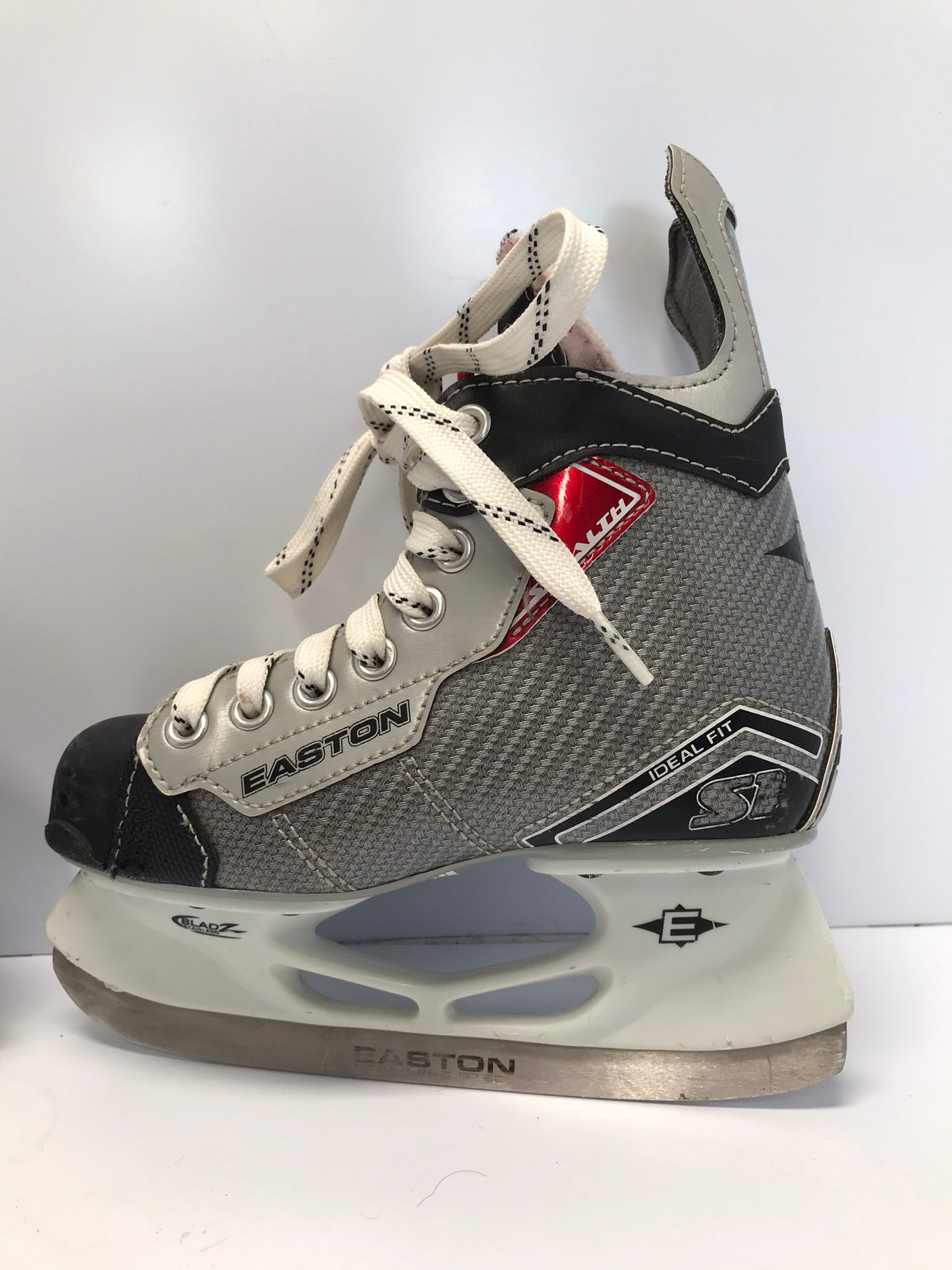 Hockey Skates Child Size 1 Shoe Size Easton Stealth Excellent
