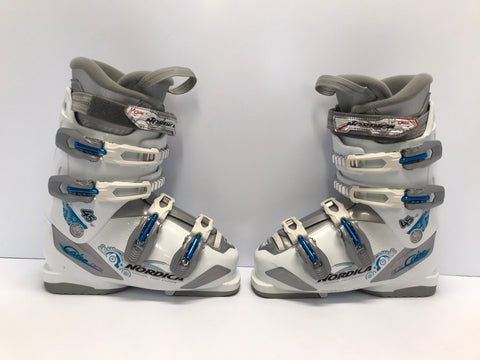 Ski Boots Mondo Size 23.5 Ladies Size 8.5 275 mm Nordica Cruise White Blue Silver