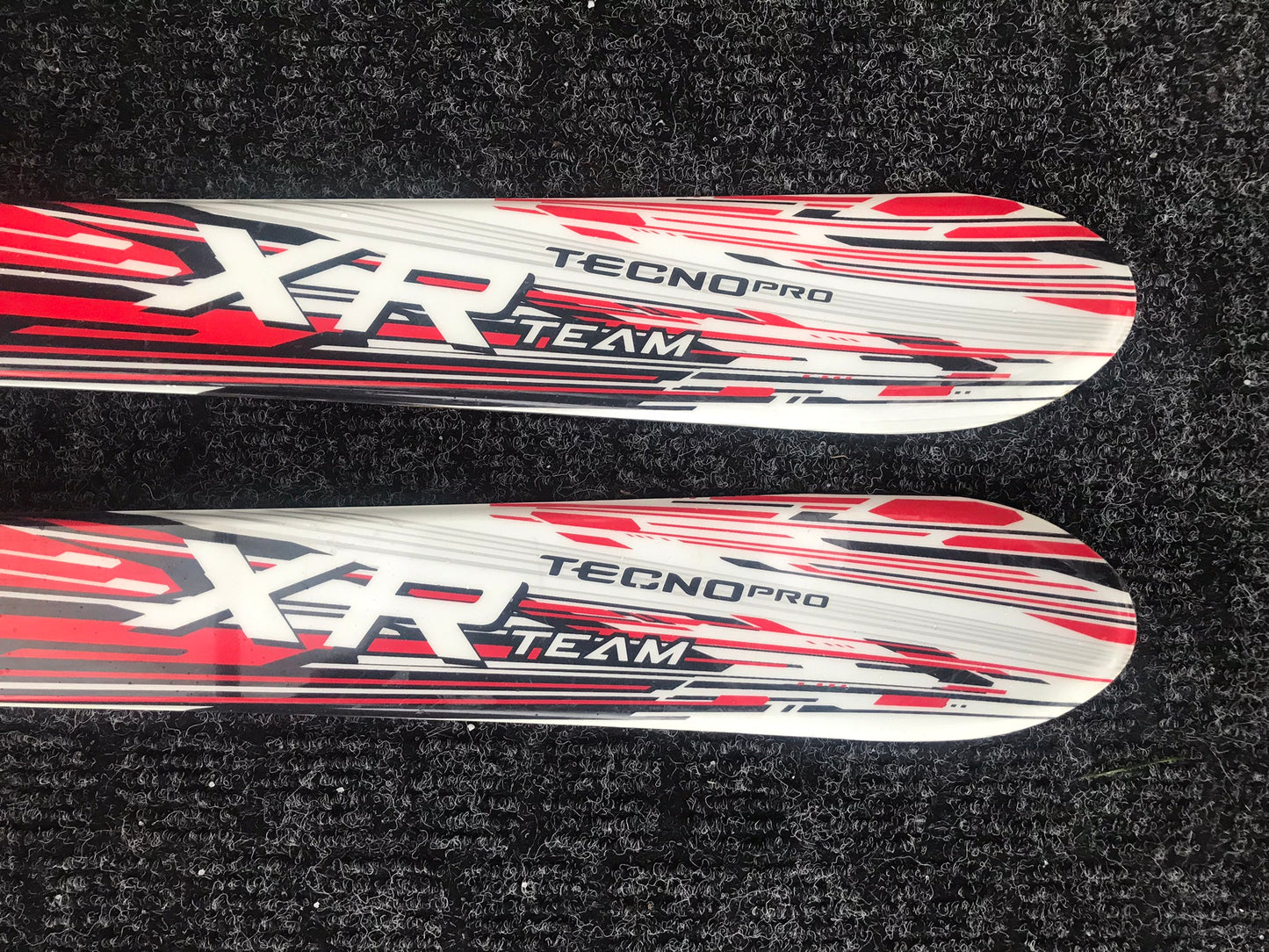 Ski 130 Tecno Pro XR Team White Black Red Parabolic With Bindings