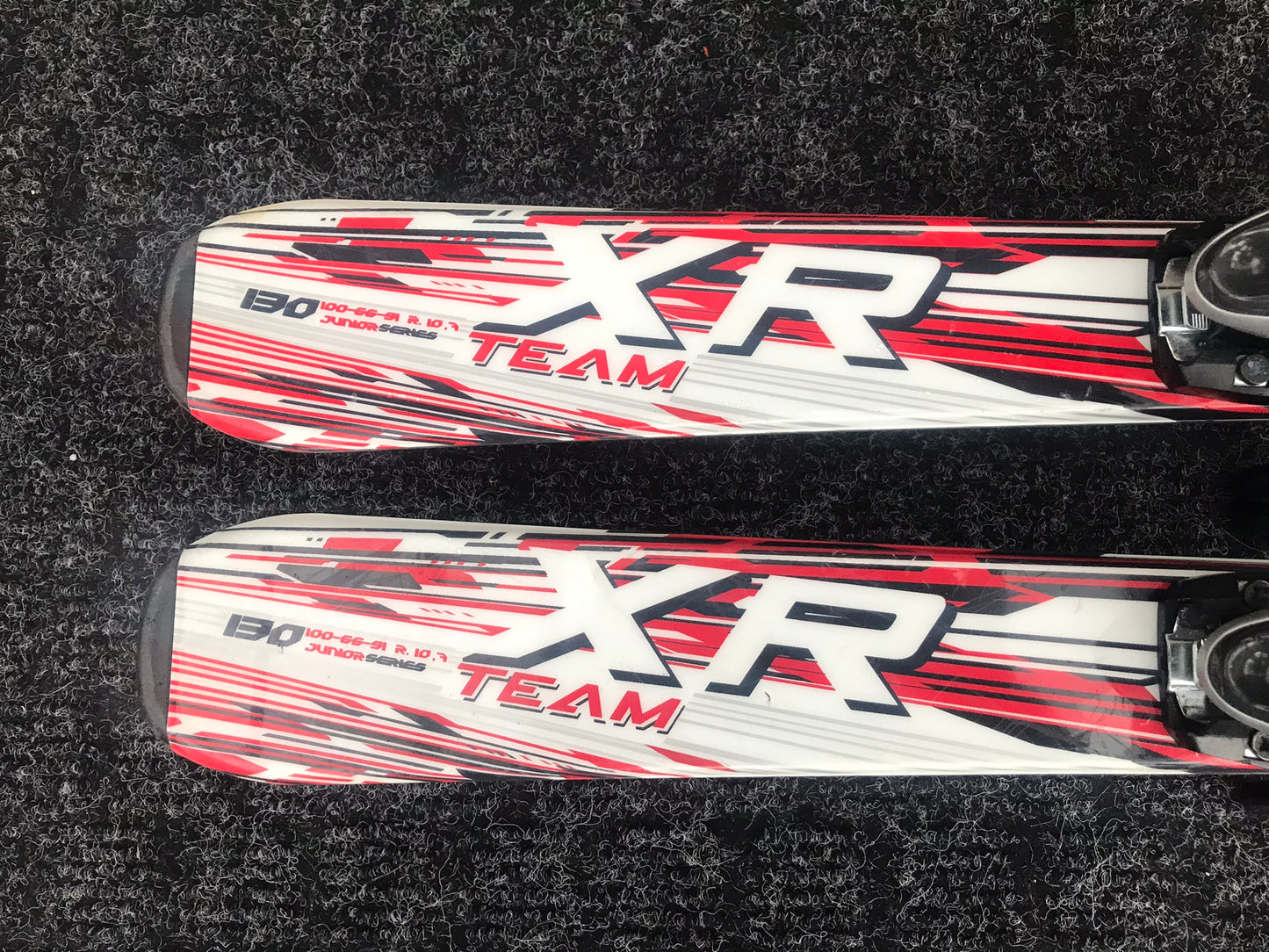Ski 130 Tecno Pro XR Team White Black Red Parabolic With Bindings