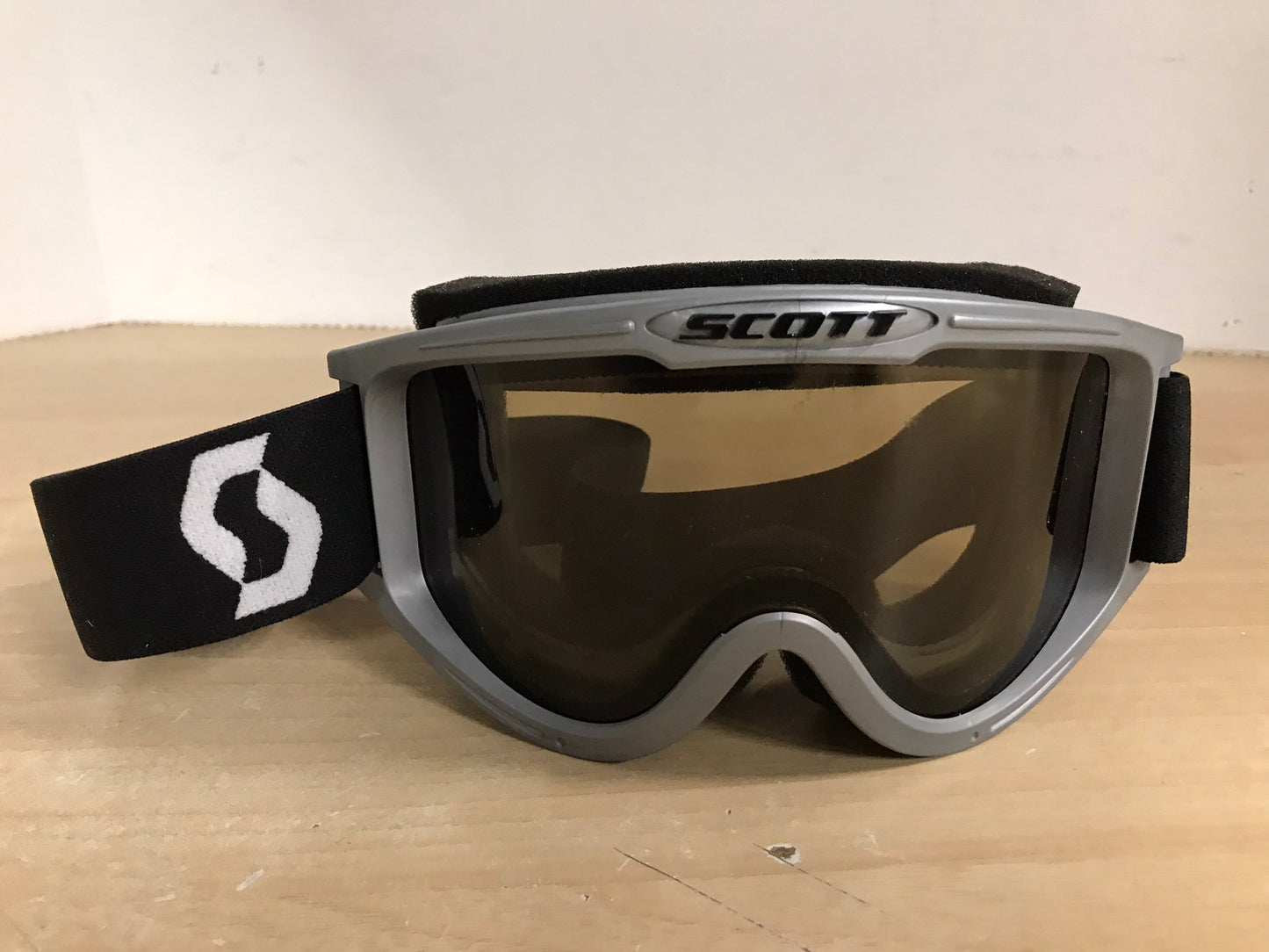 Ski Goggles Adult Size Large Scott Black Grey Excellent