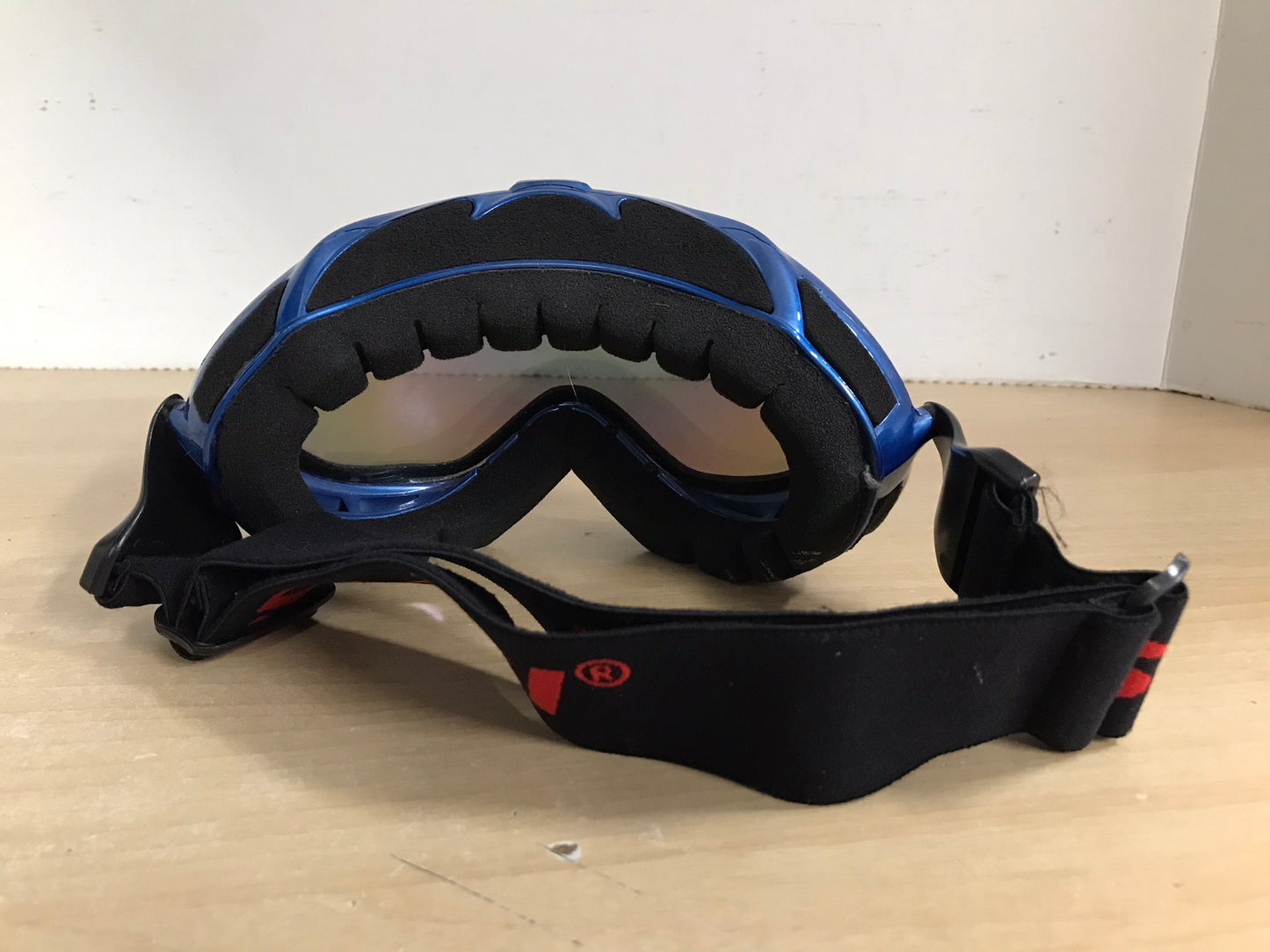 Ski Goggles Adult Size Large Polisi Big Mirrored Lense Blue Black Silver
