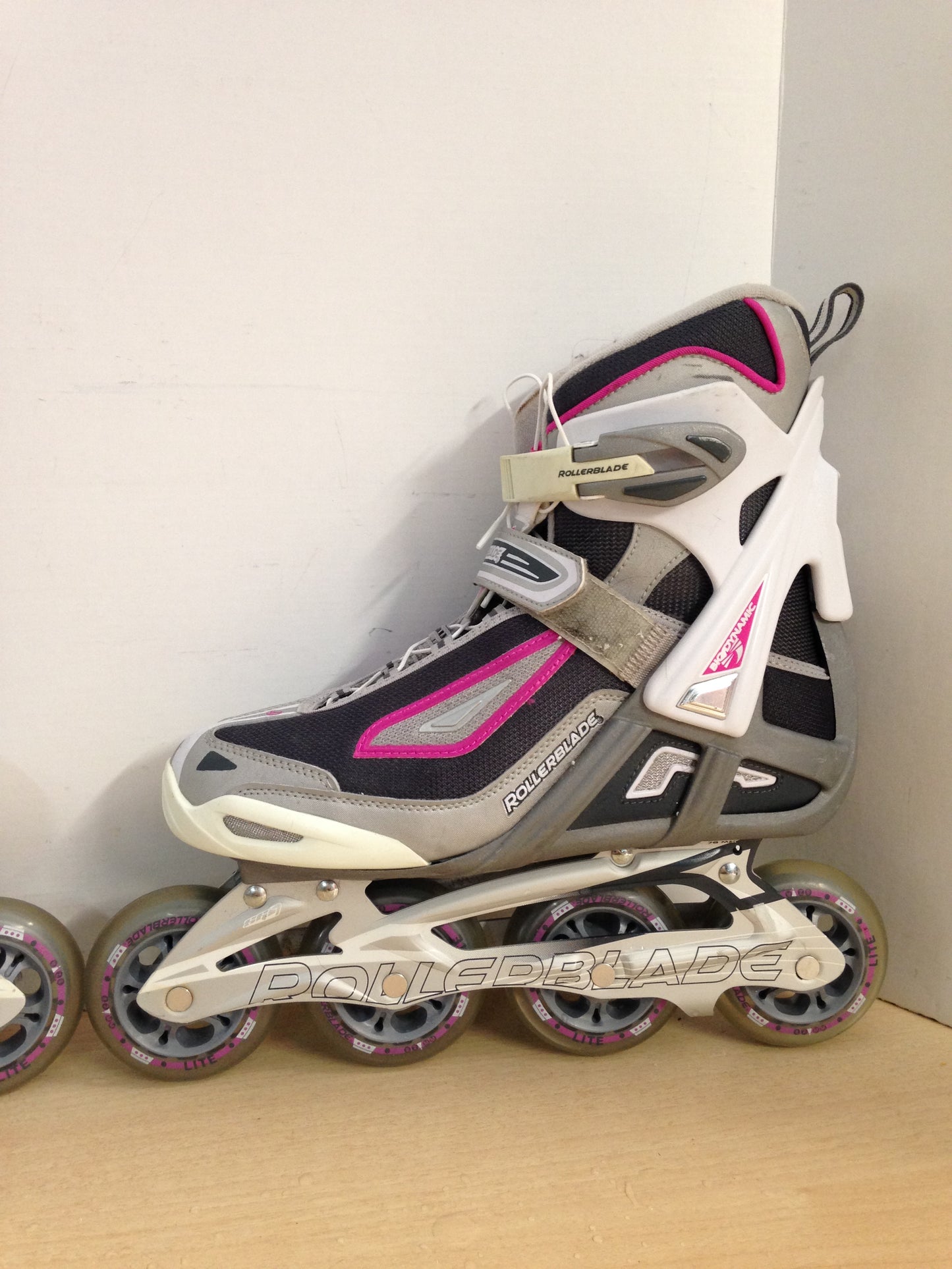 Inline Roller Skates Ladies Size 9 Rollerblades White Pink Excellent