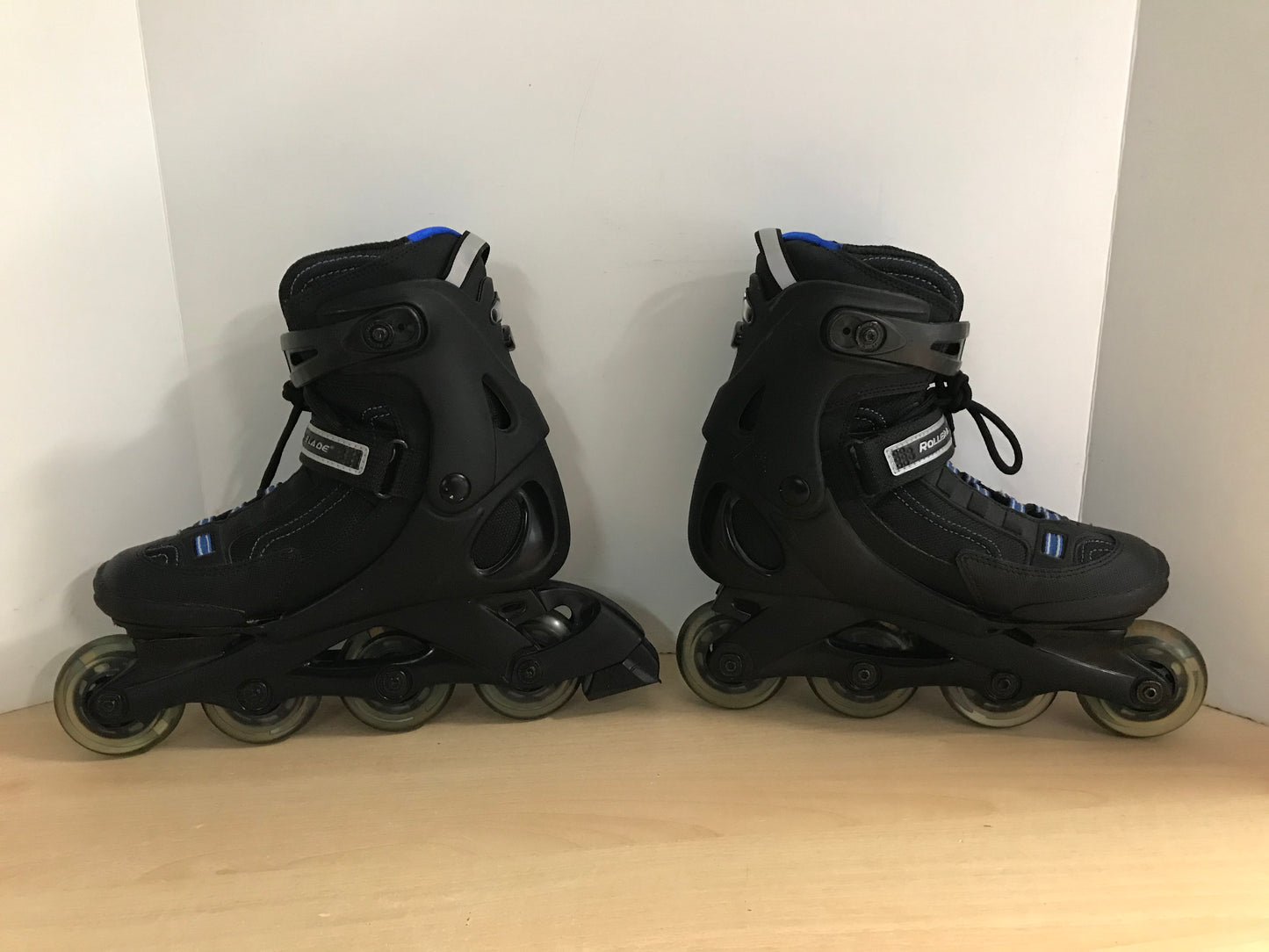 Inline Roller Skates Men's Size 8 Rollerblades Bio dynamic Black Red With Rubber Wheels Excellent