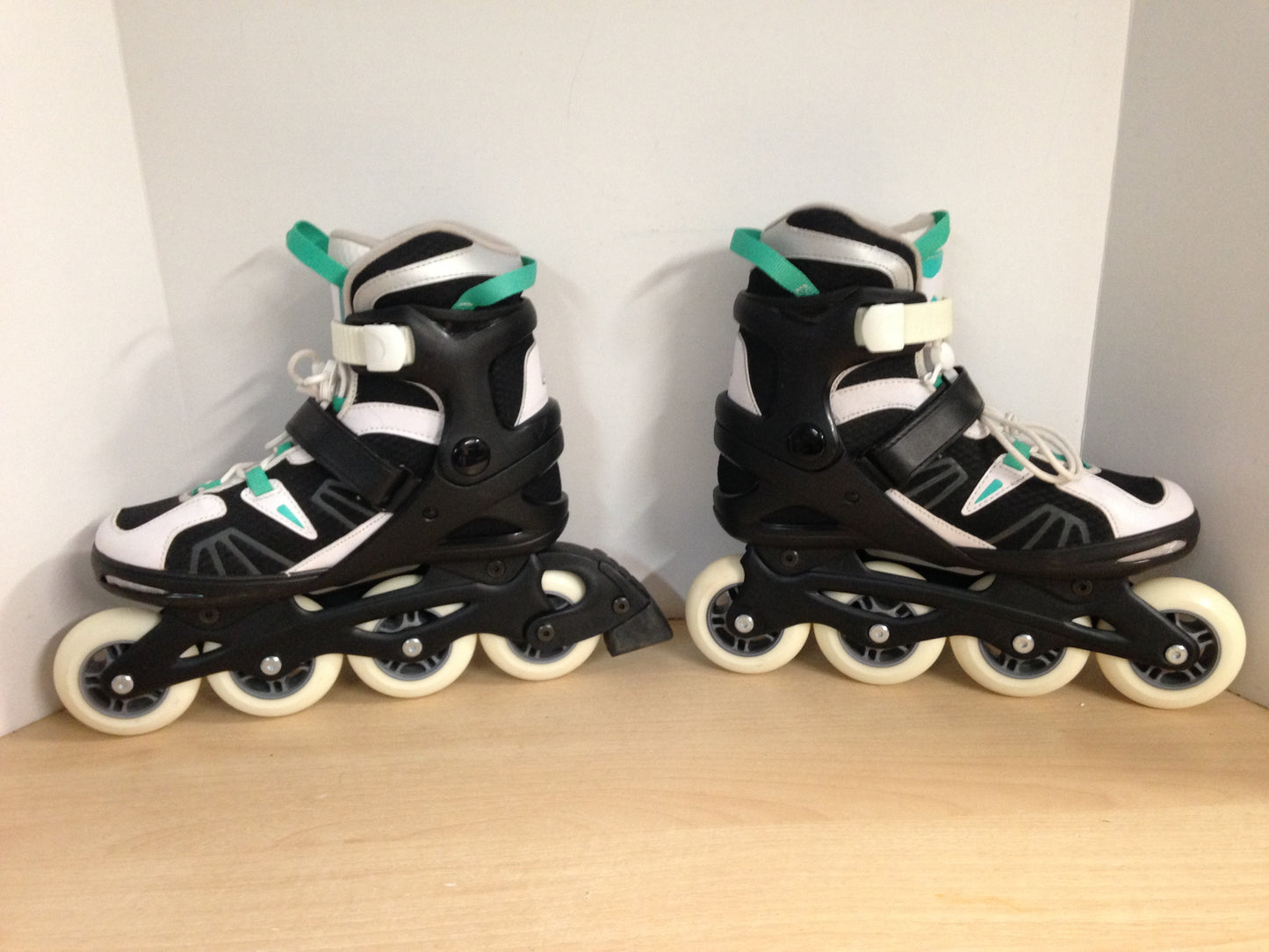 Inline Roller Skates Ladies Size 8.5 Firefly Black White Teal New Demo Model