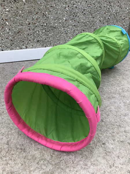 Indoor Outdoor Play Tunnel For Child or Pet Dog Puppy 5 Ft x 18 inch folds For Storage