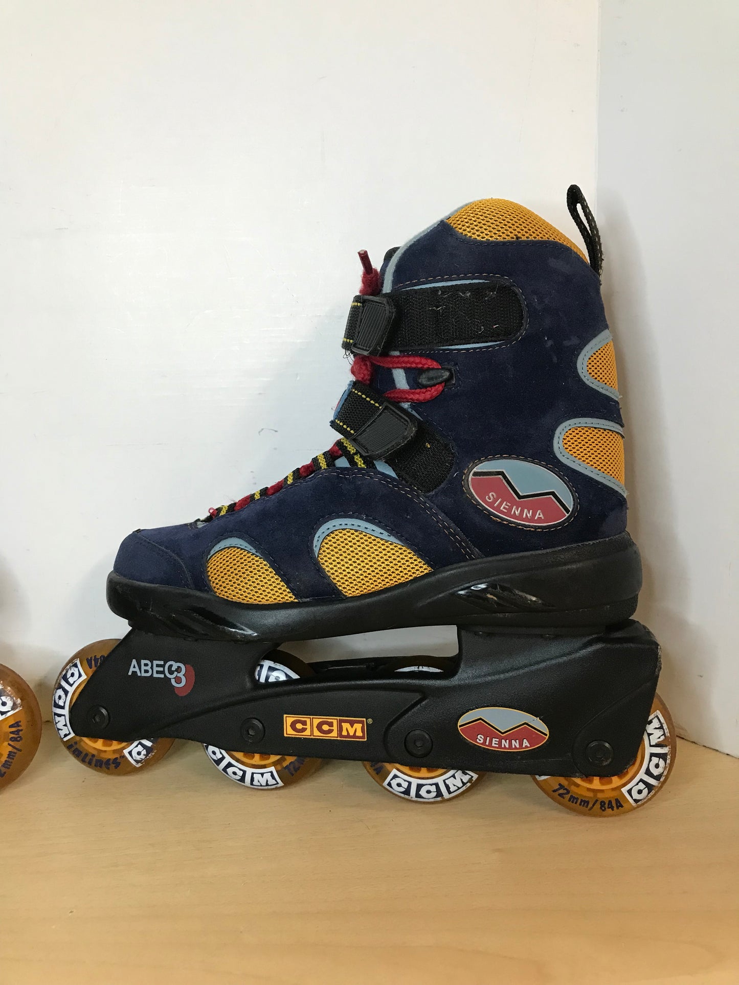 Inline Roller Skates Ladies Size 5-6 CCM Blue Yellow As New