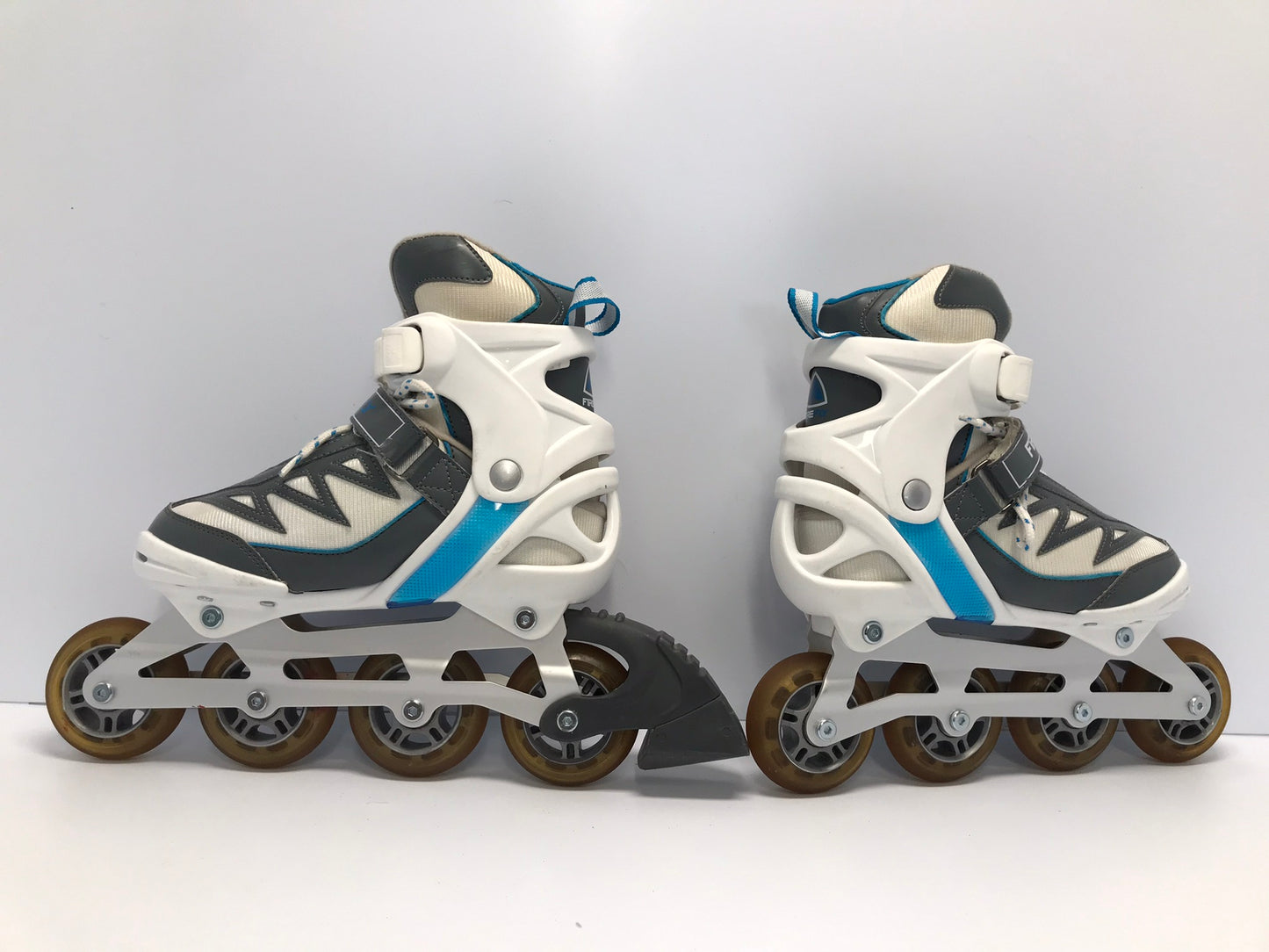 Inline Roller Skates Ladies Size 6 FireFly White Blue Grey As New Rubber Wheels