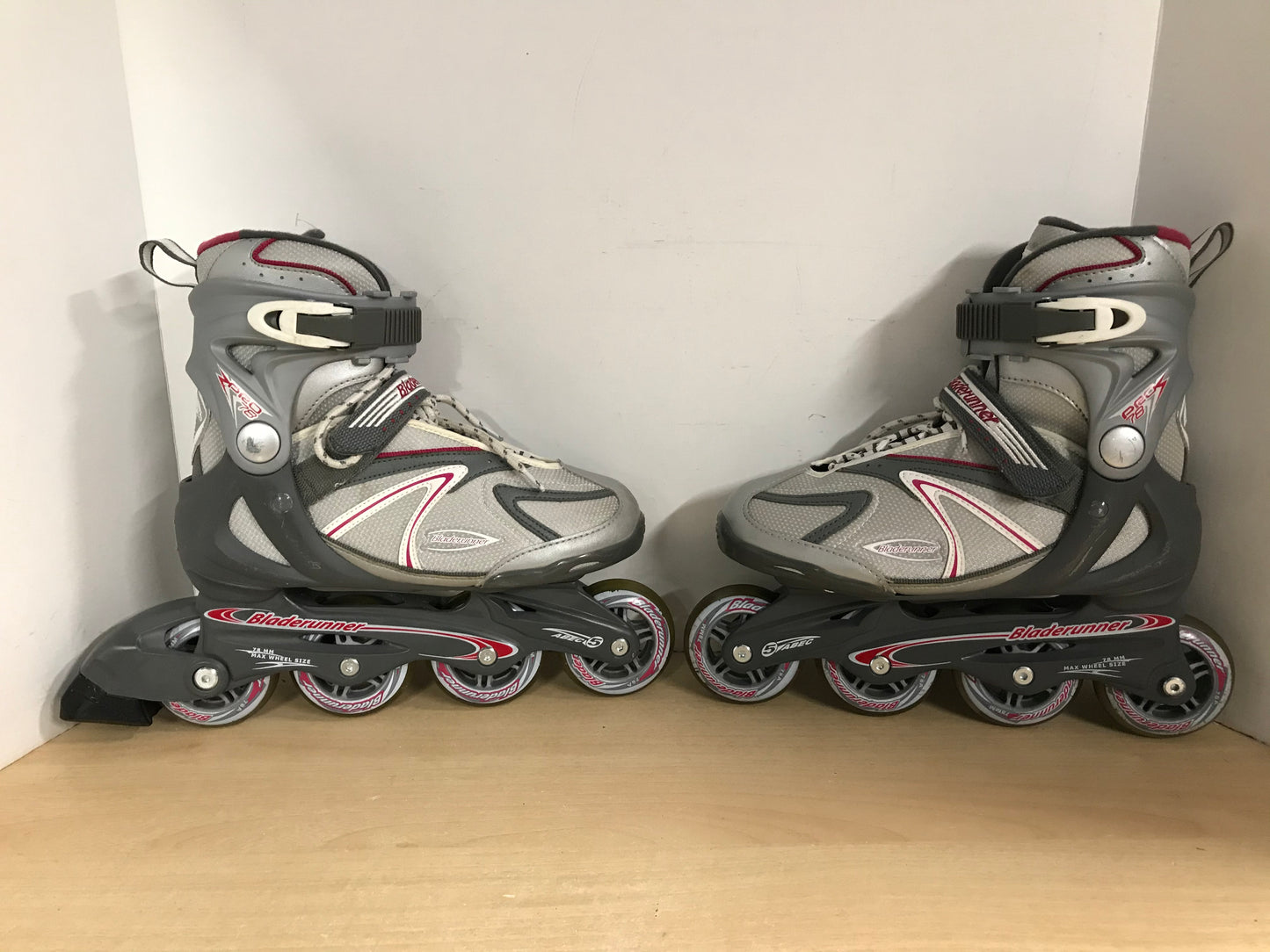 Inline Roller Skates Ladies Size 8 BladeRunner Grey Raspberry Rubber Wheels Excellent
