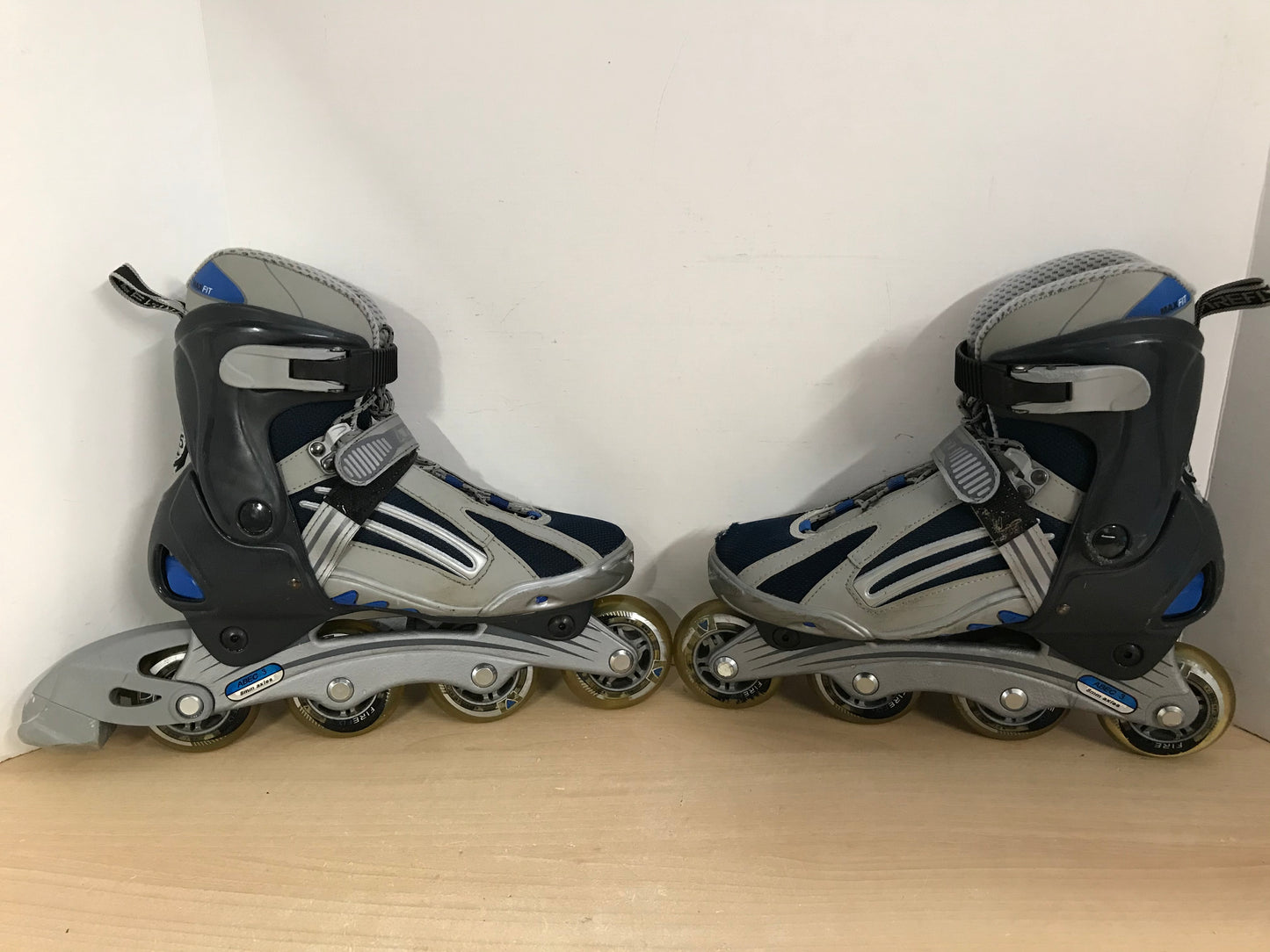 Inline Roller Skates Ladies Size 9 Firefly Blue Grey Rubber Wheels Minor Wear