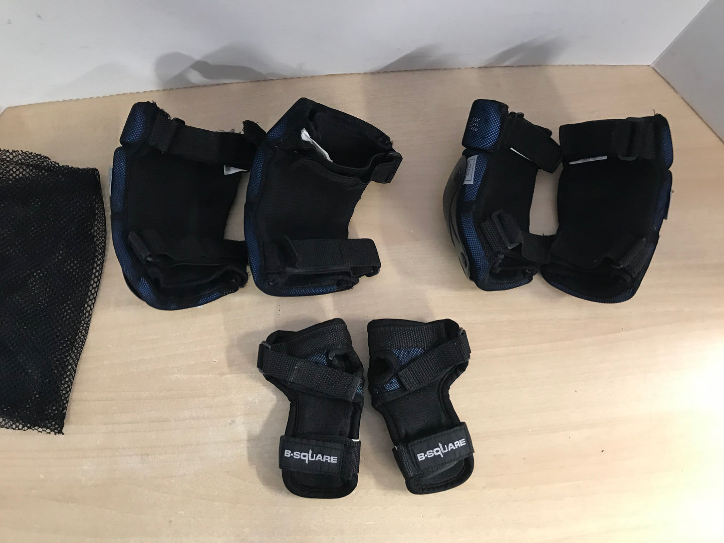 Inline Roller Skates Protective Pads Child Size 3-7 B Square Ventelation System From Europe Excellent Quality Minor Wear