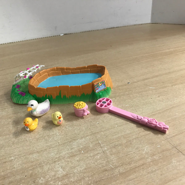Littlest Pet Shop 1993 Vintage Swimming Ducklings With Pond Side Nest Excellent RARE
