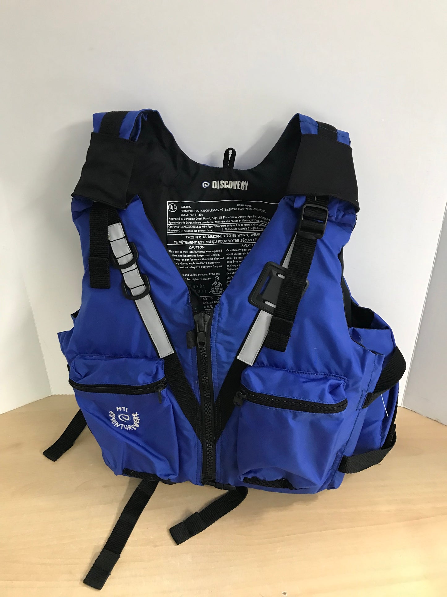 Life Jacket Adult Size M-Large Adjustable Water Sports With Pockets Pouches Added Straps Kayak Paddle Fishing Canoe As New Blue