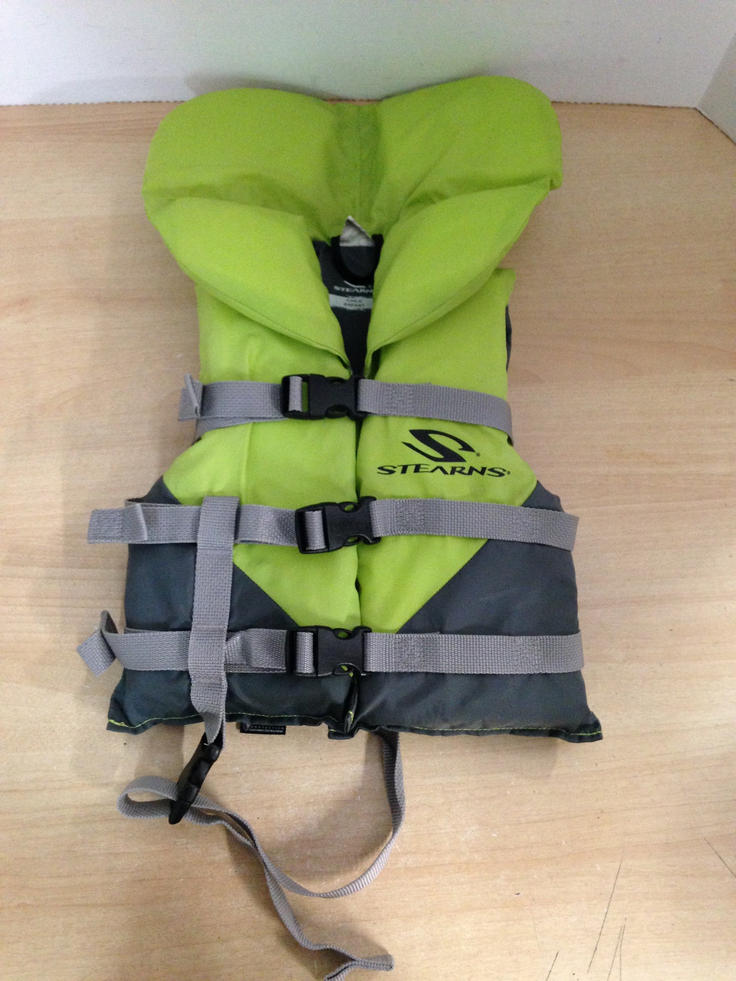 Life Jacket Child Size 30-60 Lb Stearns Apple Green Excellent