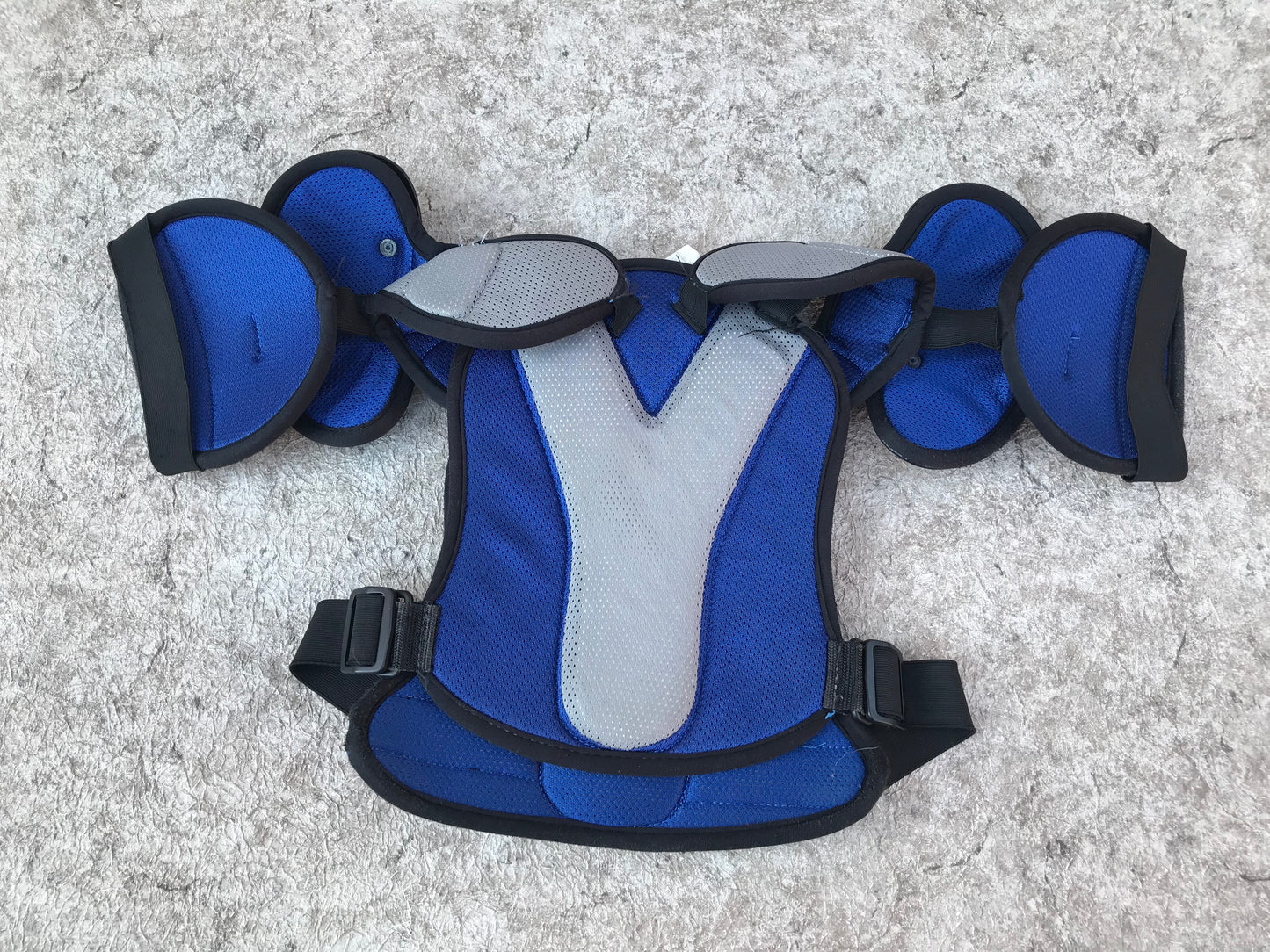 Lacrosse Chest Pad Child Size Medium Age 7-9 Gaite Blue Grey PT 3440