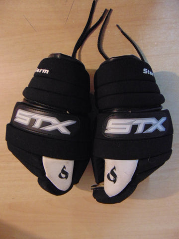 Lacrosse Child Size 10 inch Age 10-12 STX Storm Gloves