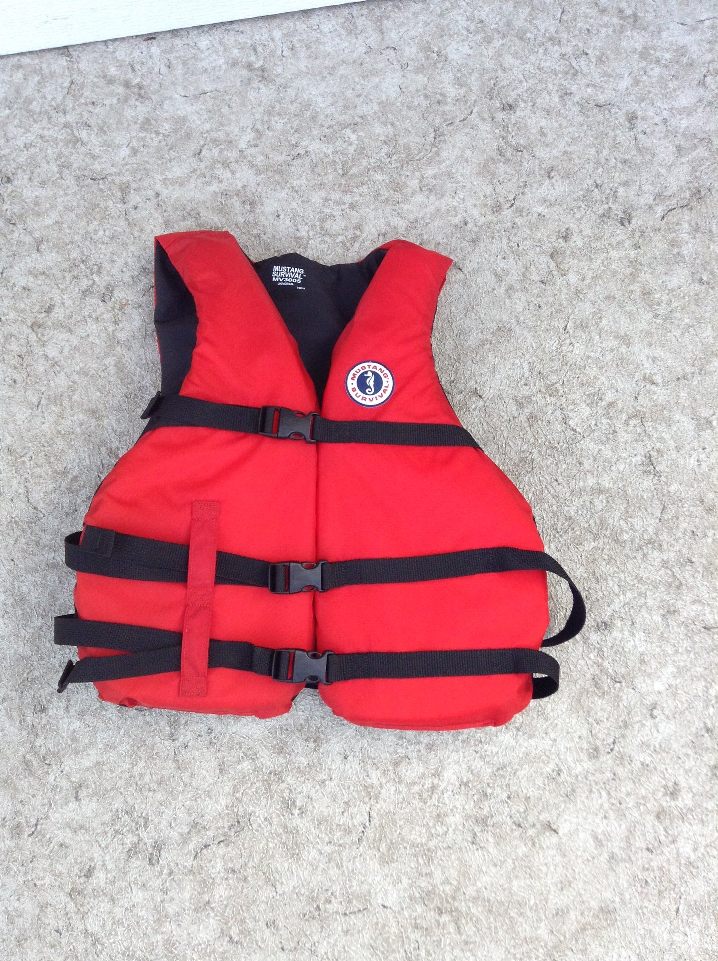 Life Jacket Adult Universal One Size 90-200 lb Adjustable Mustang Survival Black Red New Demo Model