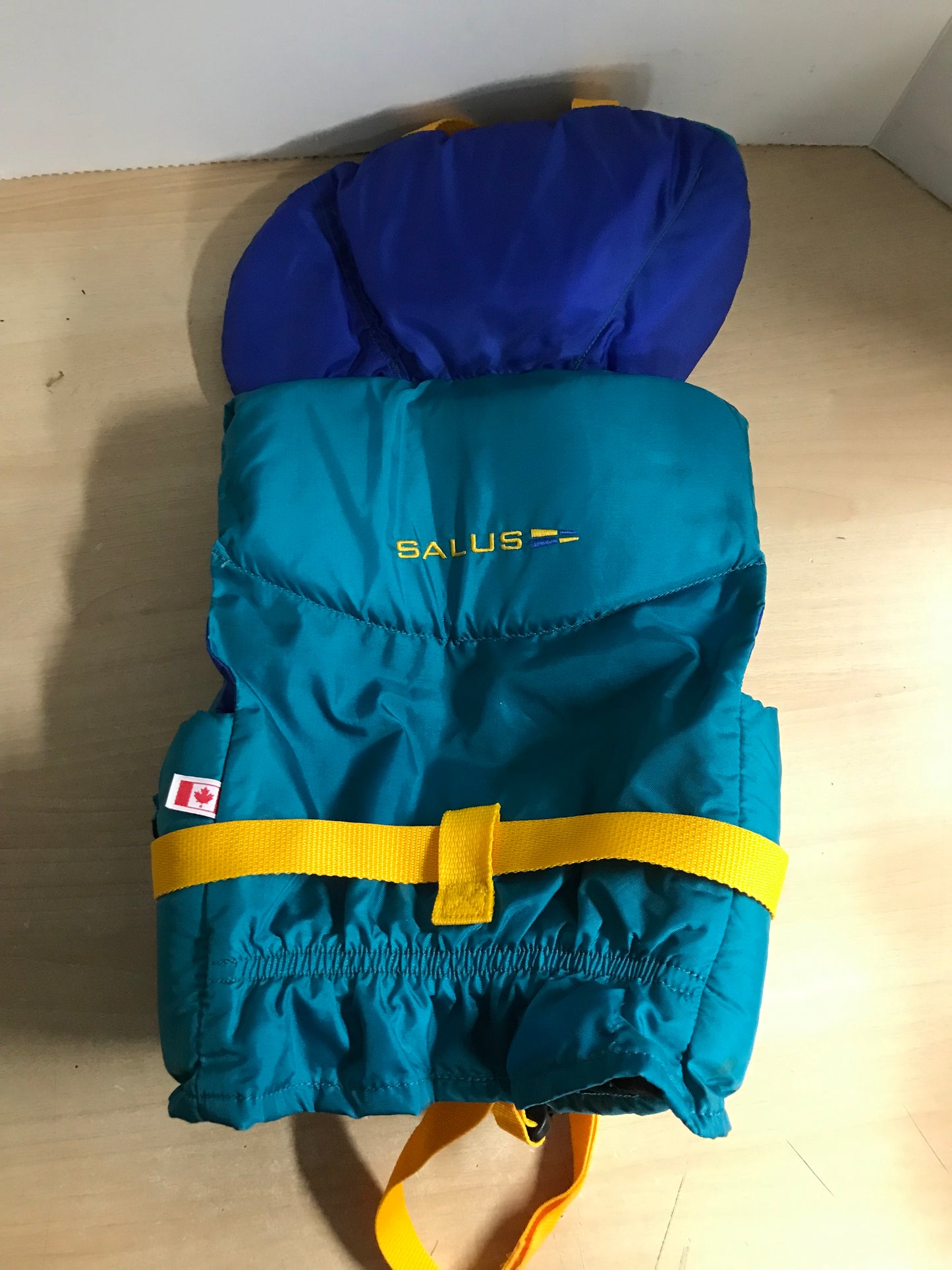Life Jacket Child Size 30-60 Lb Salus Double Neck Support Teal Yellow Excellent