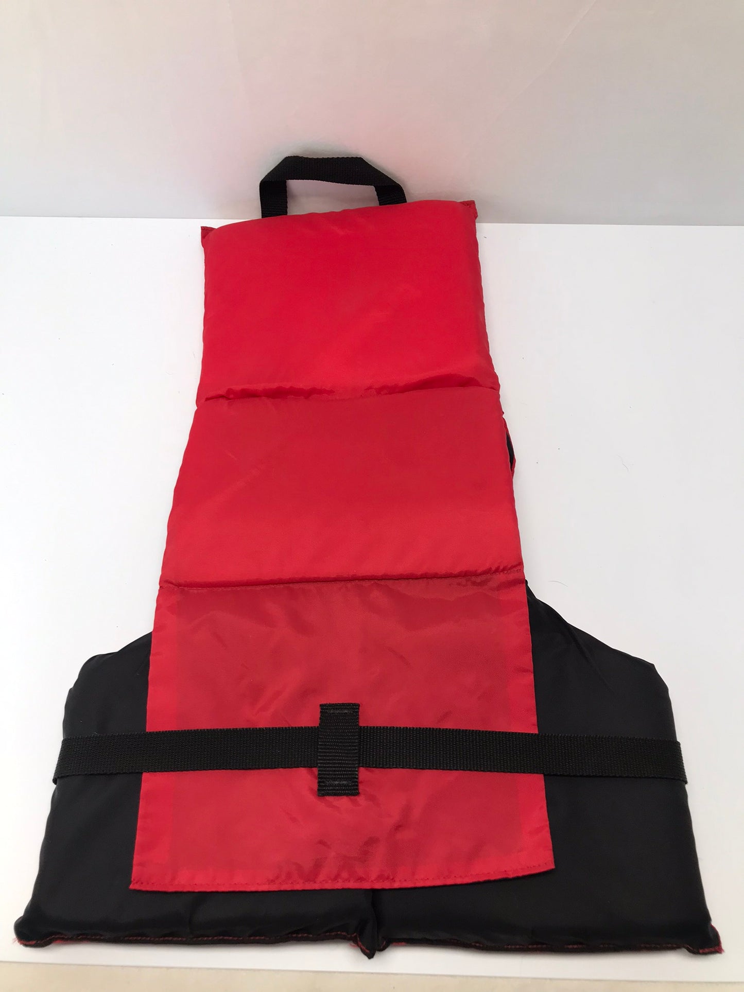 Life Jacket Child Size 60-90 Youth Onyx Black Red Excellent