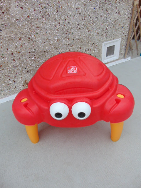 Little Tikes Step 2 Red Crab Sandbox Sand Table With Lid Age 2-4 Excellent