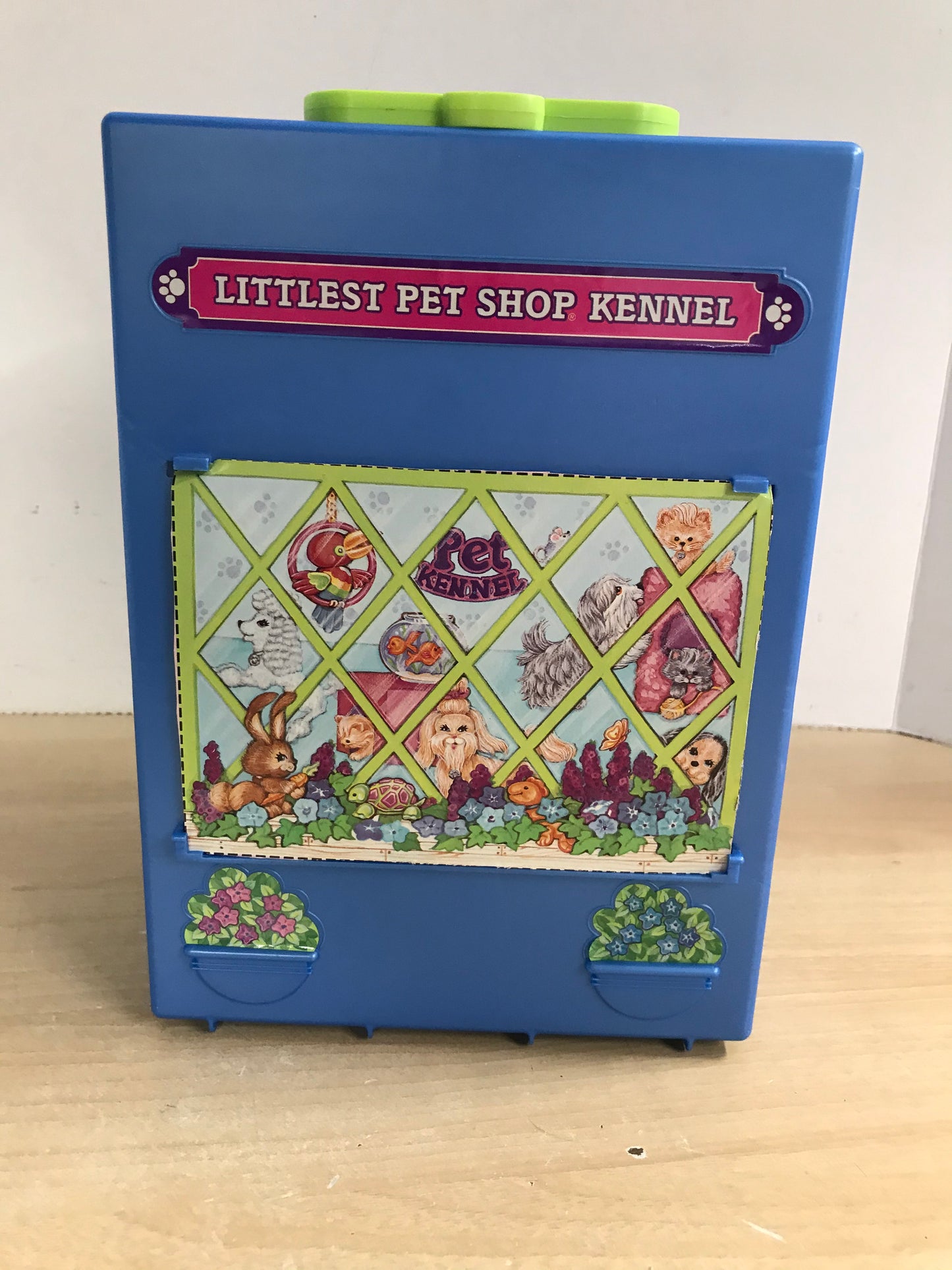 Littlest Pet Shop 1993 Vintage Pet Kennel Excellent RARE