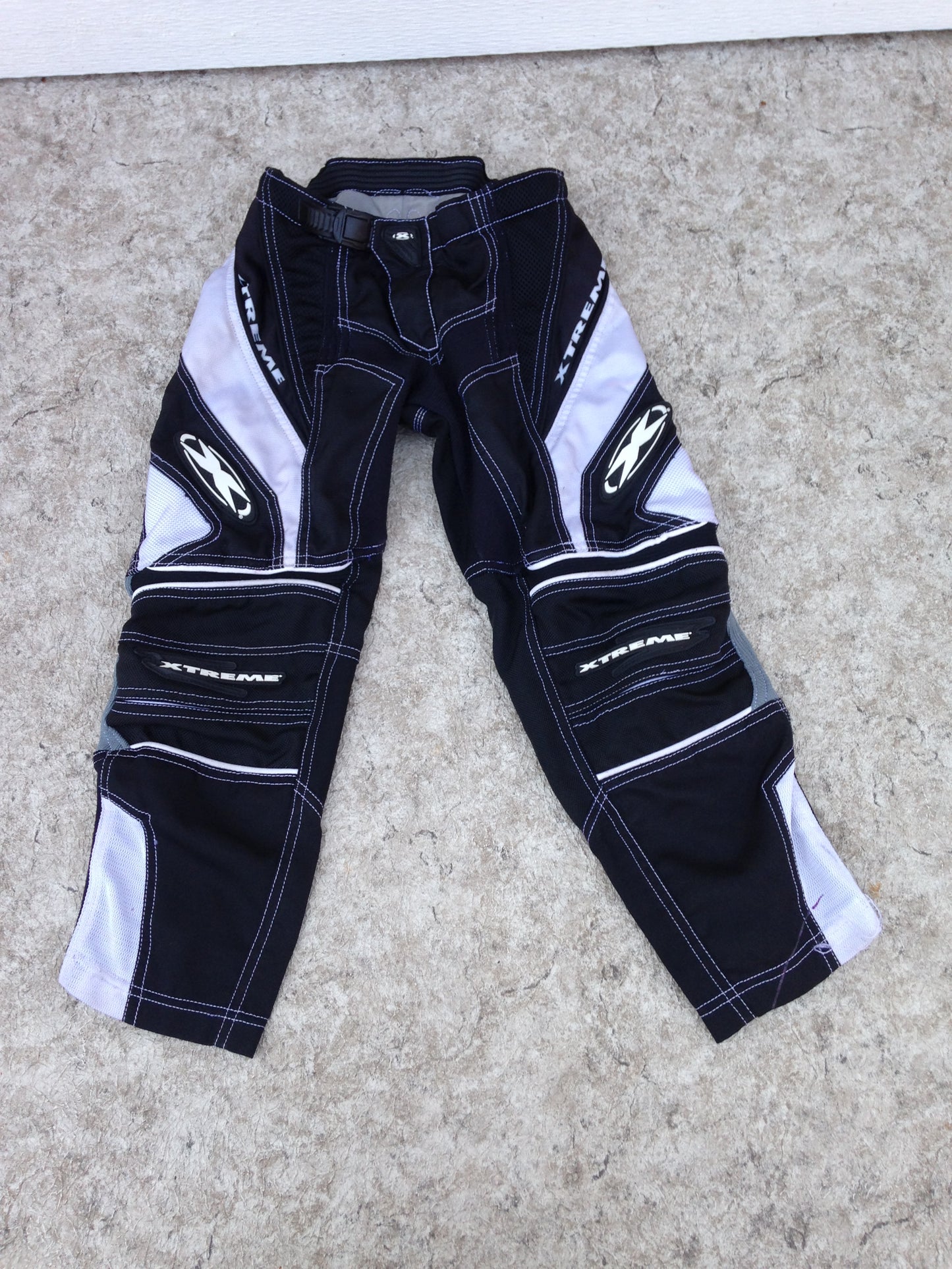 Motocross BMX Dirt Bike Pants  Child Size 26 inch Size 12 Xtreme Black White
