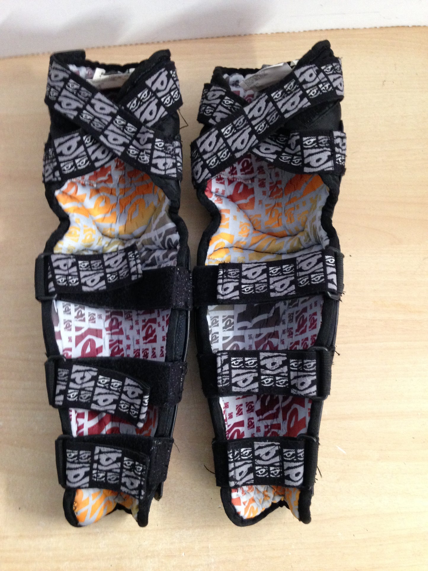 Motocross Dirt Bike BMX Bike Shin Pads Men's Size Small Face Race Outstanding Quality Black Multi