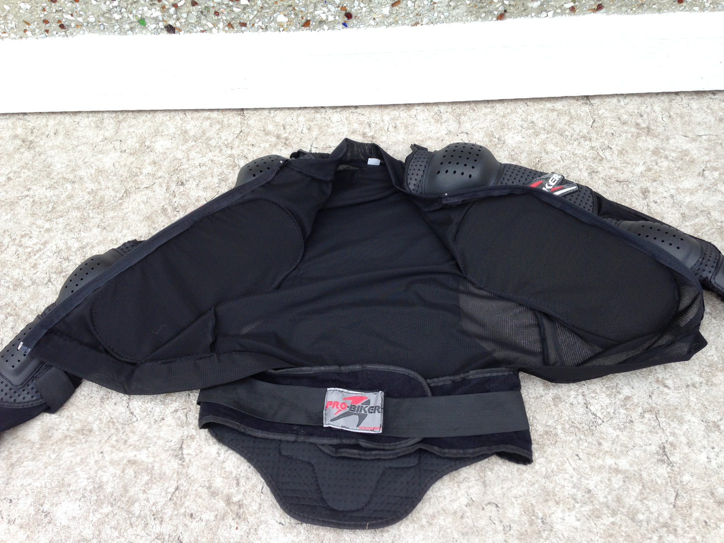 Motocross BMX Dirt Bike Bike Men's Size Large Pro Biker Sports Jacket Chest Arm Armour Excellent