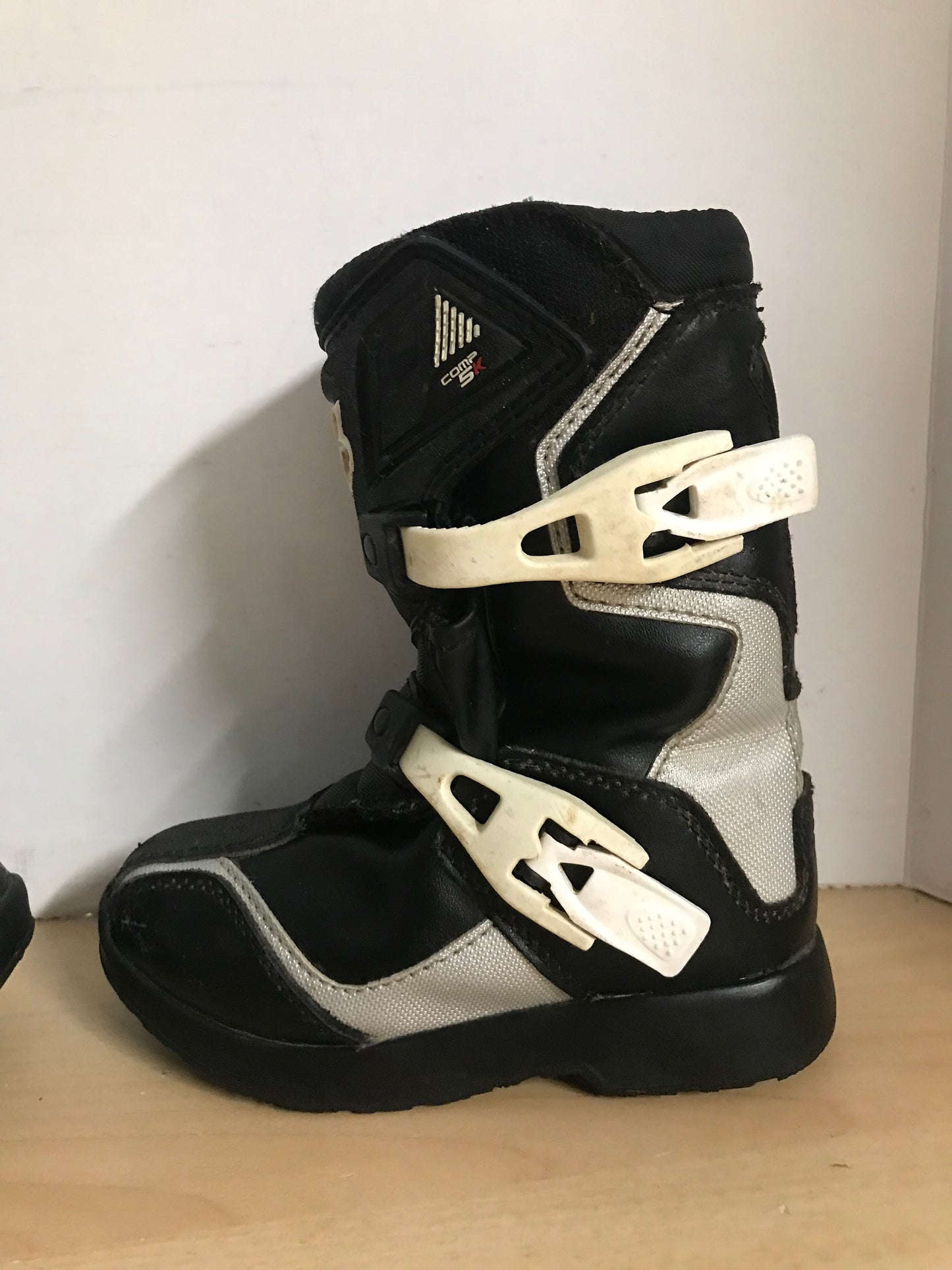Motocross BMX Dirt Bike Bike Boots Fox Child Size 13 Black Multi Few Marks Some Wear PT 3440