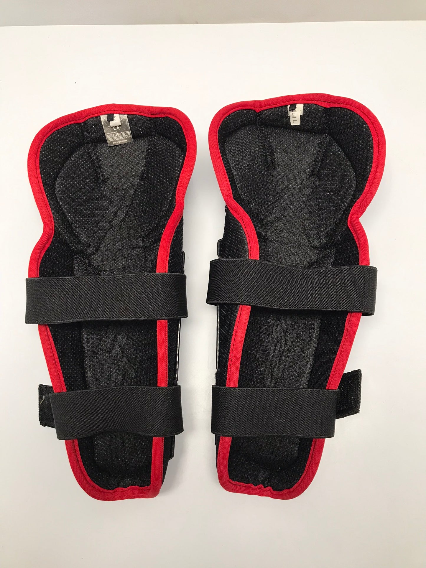 Motocross BMX Dirt Bike EVS Option Men's Medium Shin Pads As New Black Red