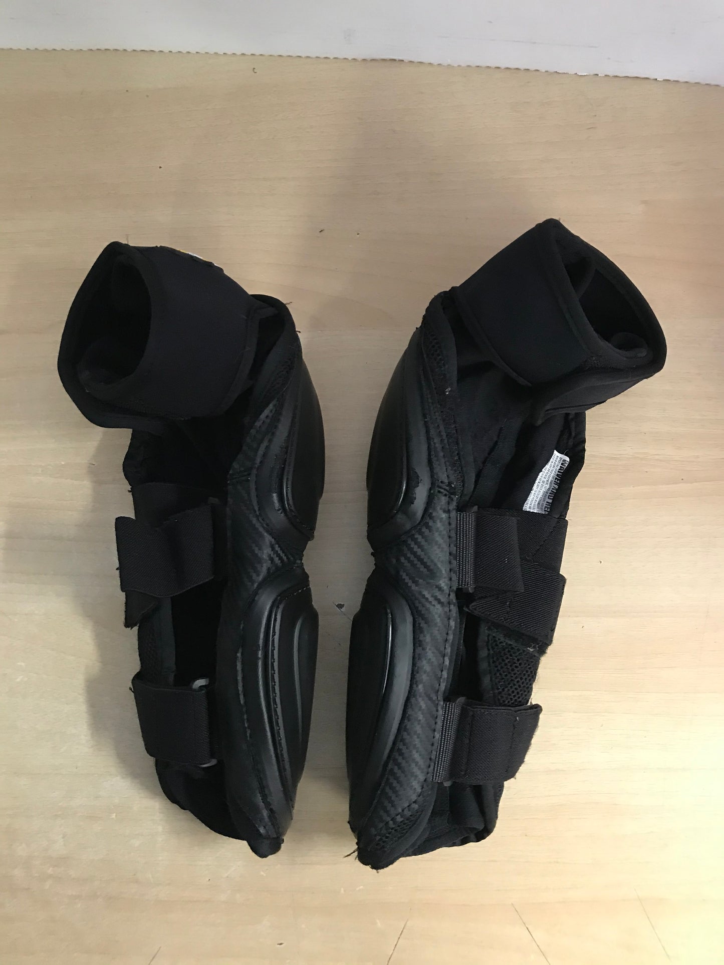 Motocross BMX Dirt Bike Shin Pads Child Size 8-10 Icon Black