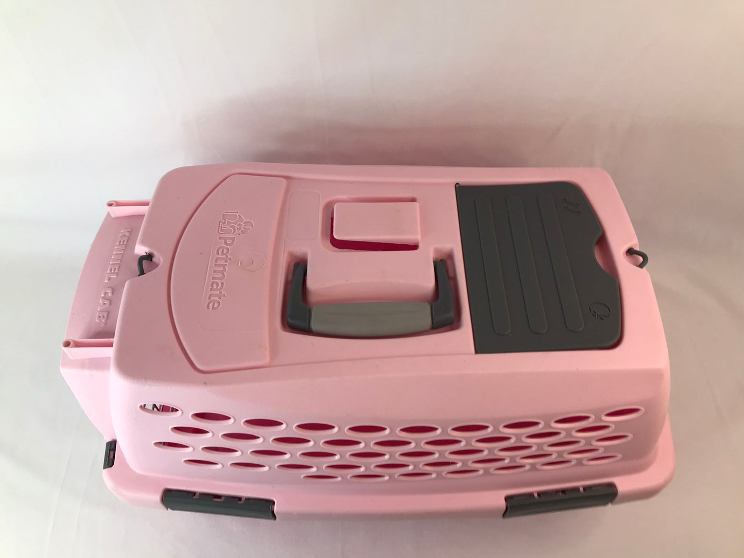 My Little Pet Shop Dog Puppy Cat Kennel Crate Petmate Kennel Cab Pink Fushia Small Fits Up To 10 Pounds Excellent