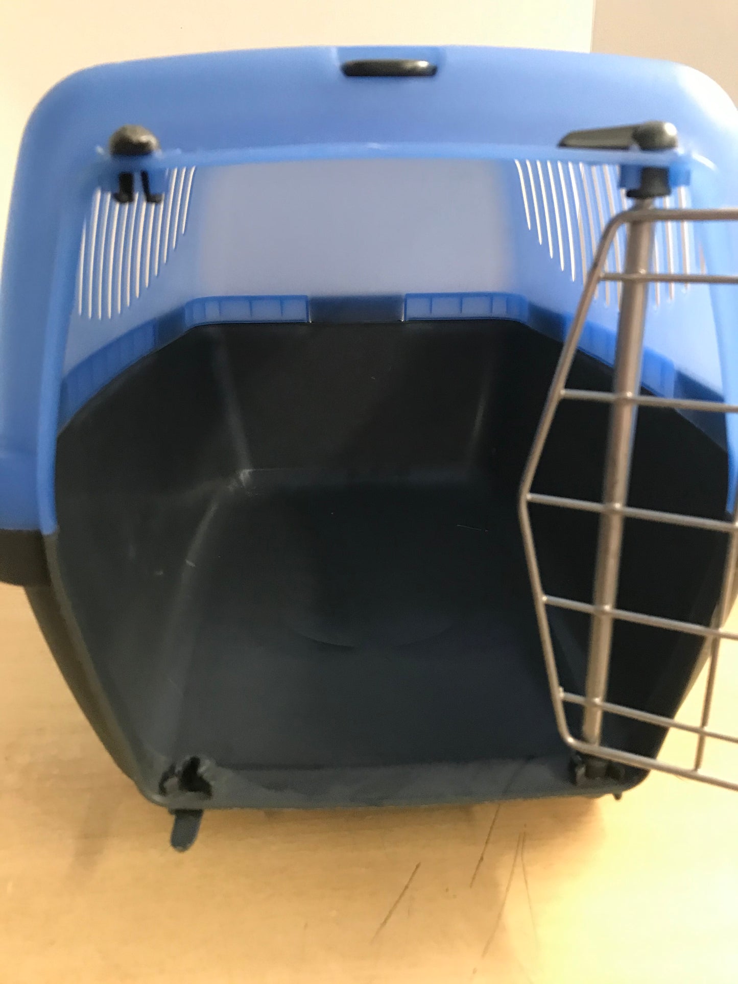 My Little Pet Shop Pet Crate Dog Cat Kennel Small Marine Blue Black Up To 15 Lb 18.9x12.5x12.2 inch