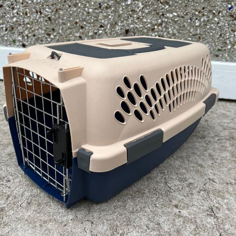 My Little Pet Shop Pet Taxi 18 inch Dog Cat Pet Kennel Crate Small Denim Blue and Tan Up to 15 Lb