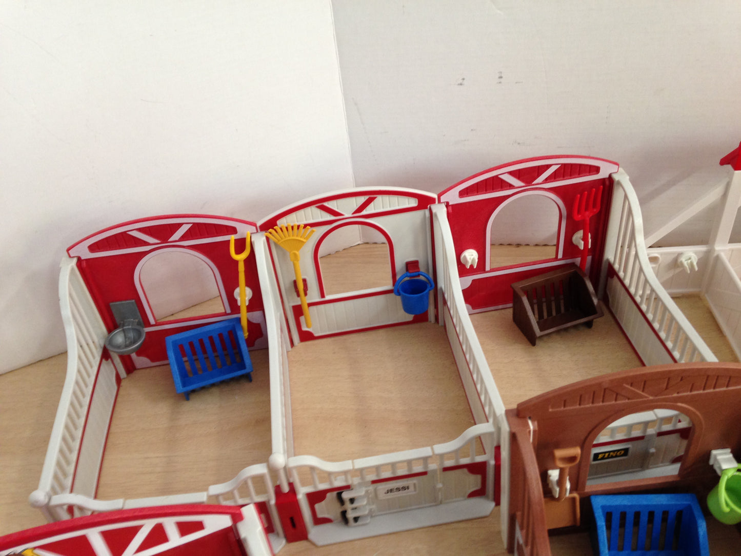 Playmobil Large Collection of Horse Stables and Vet Barn Stall Excellent