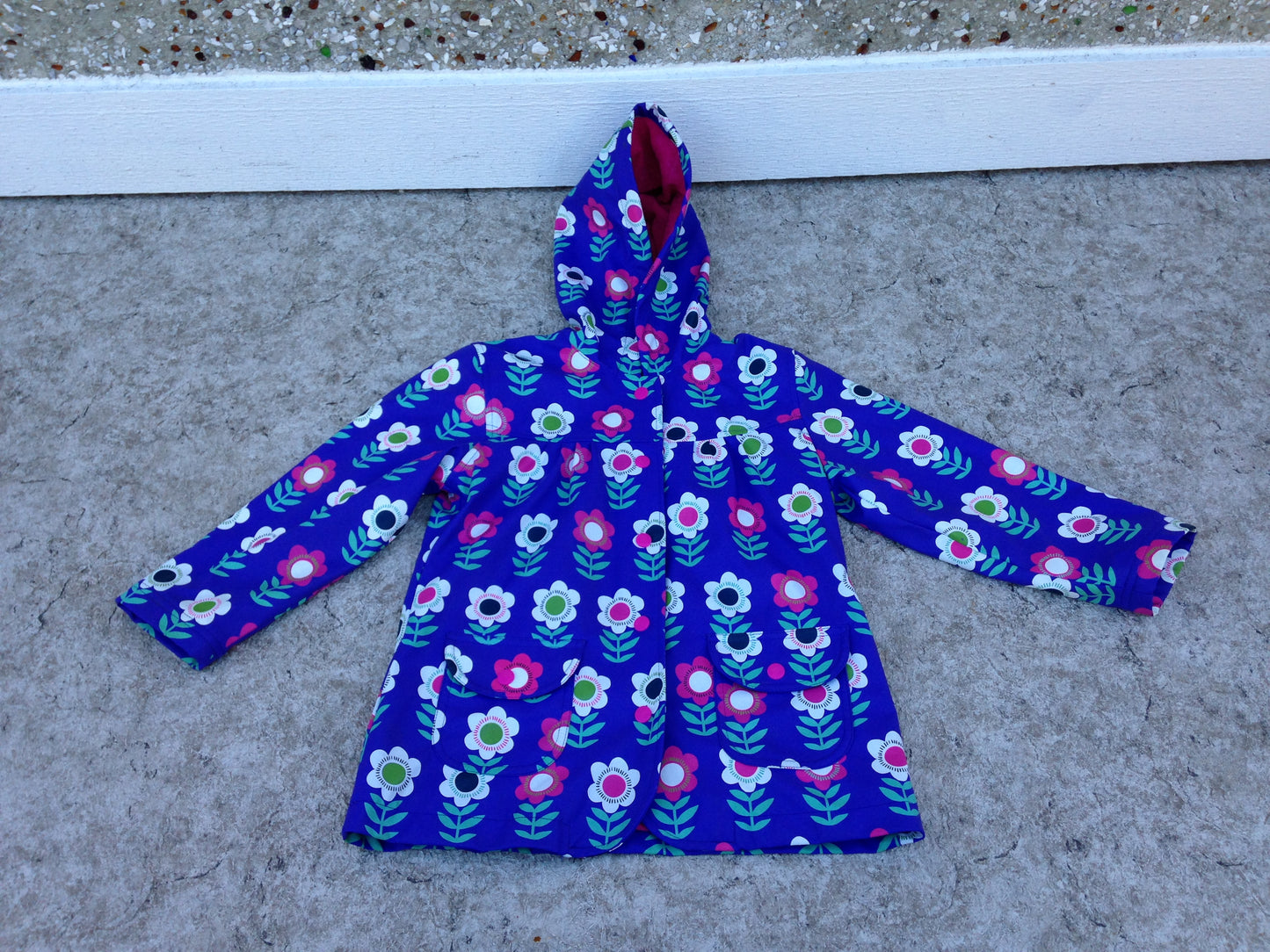 Rain Coat Child Size 5 Hatley Purple Pink Daisy Waterproof Excellent