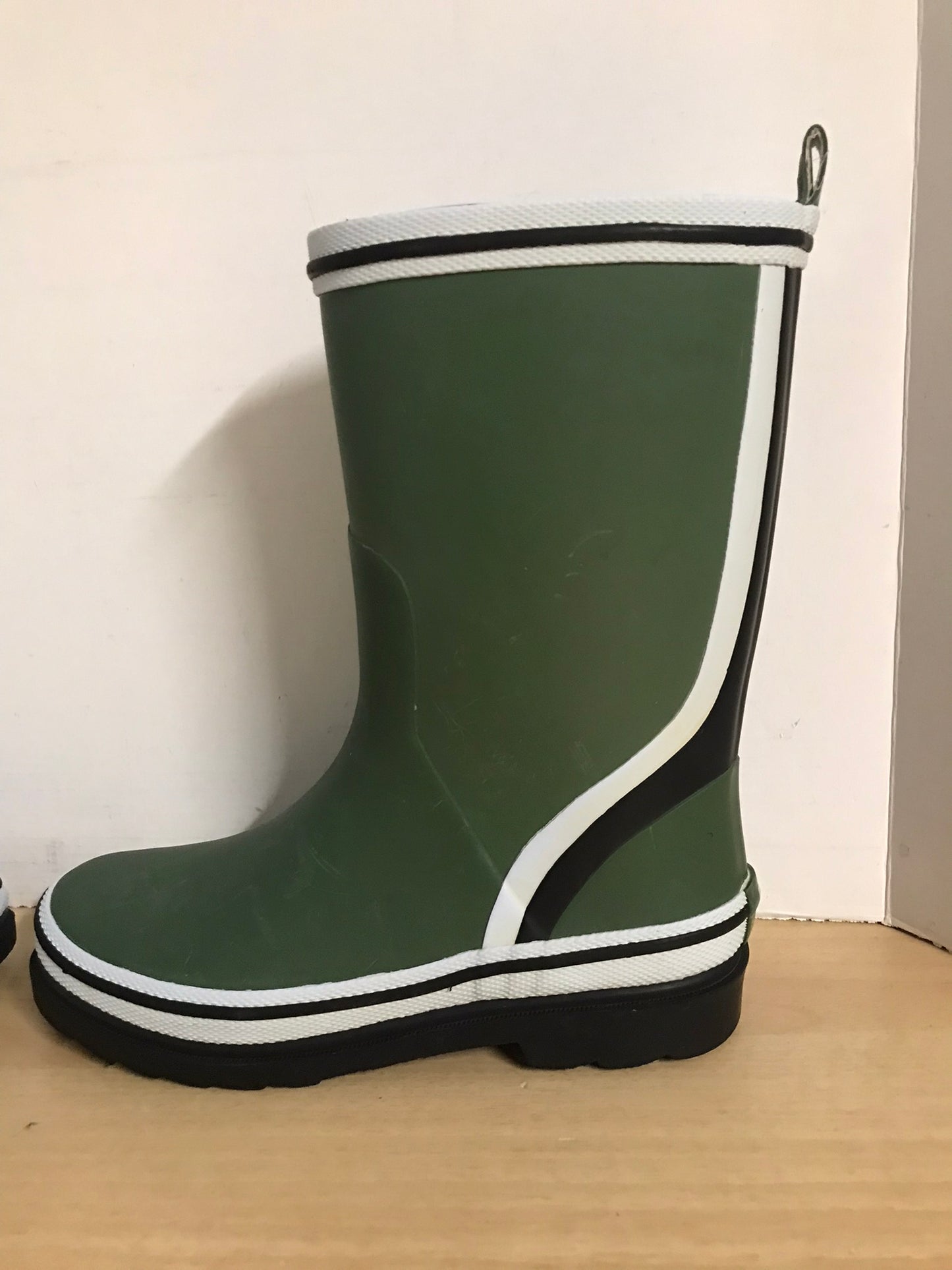 Rain Boots Child Size 2 Outbound Green Black Excellent