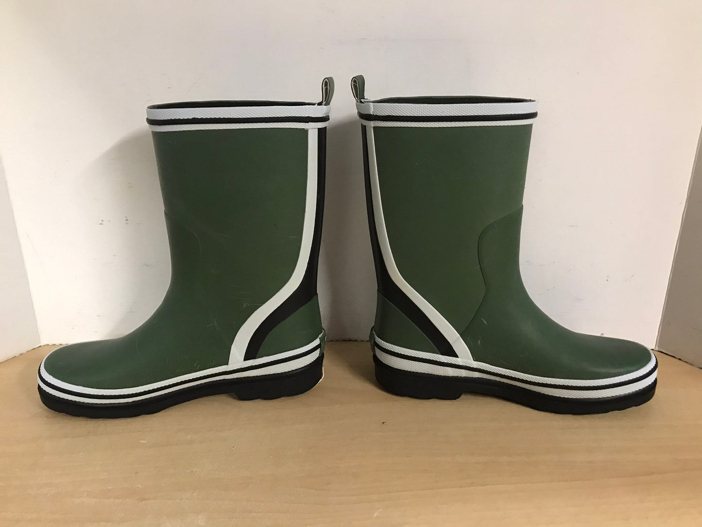 Rain Boots Child Size 2 Outbound Green Black Excellent