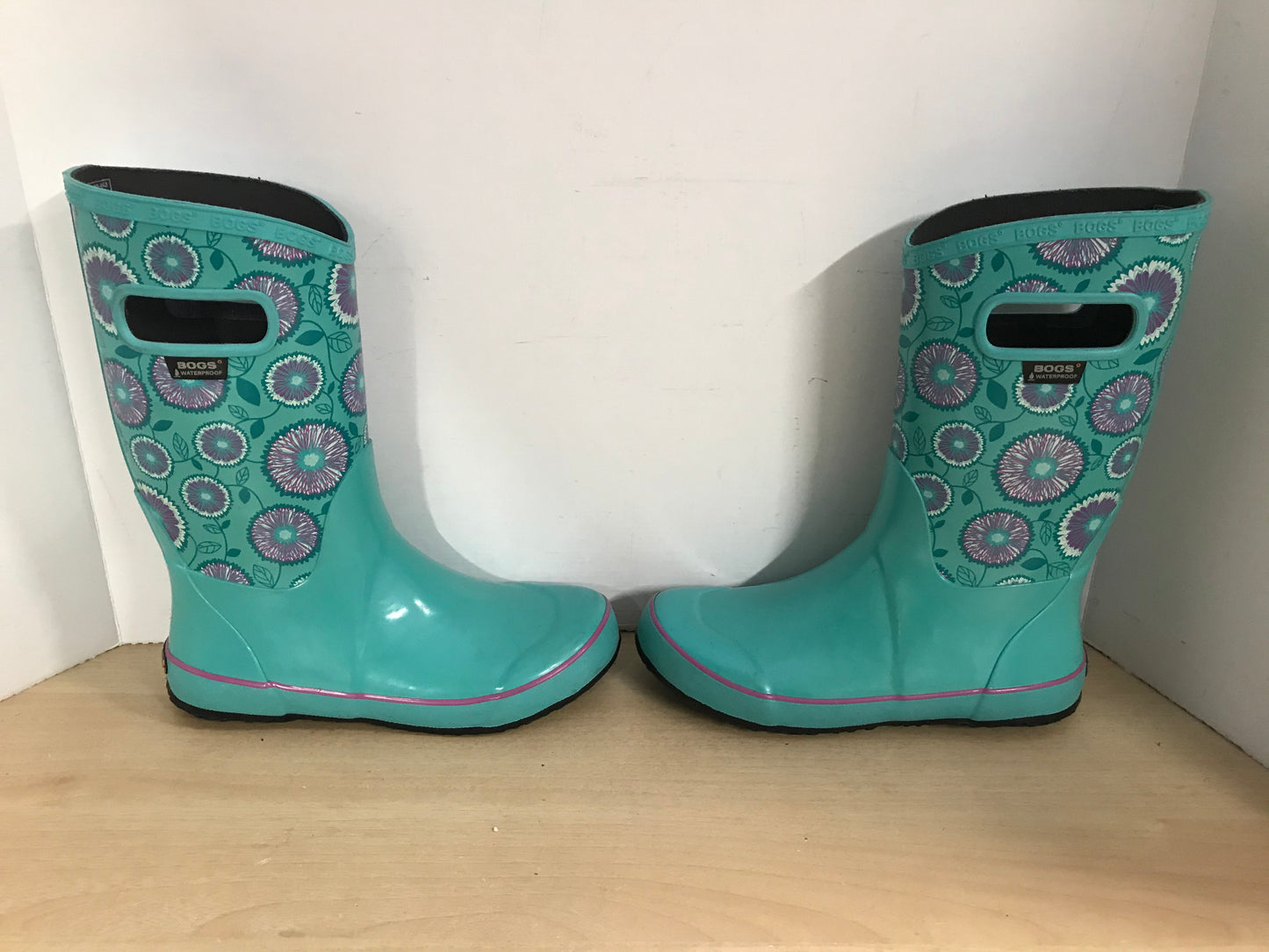 Bogs Brand Ladies 6-7 Waterproof Teal Purple Excellent