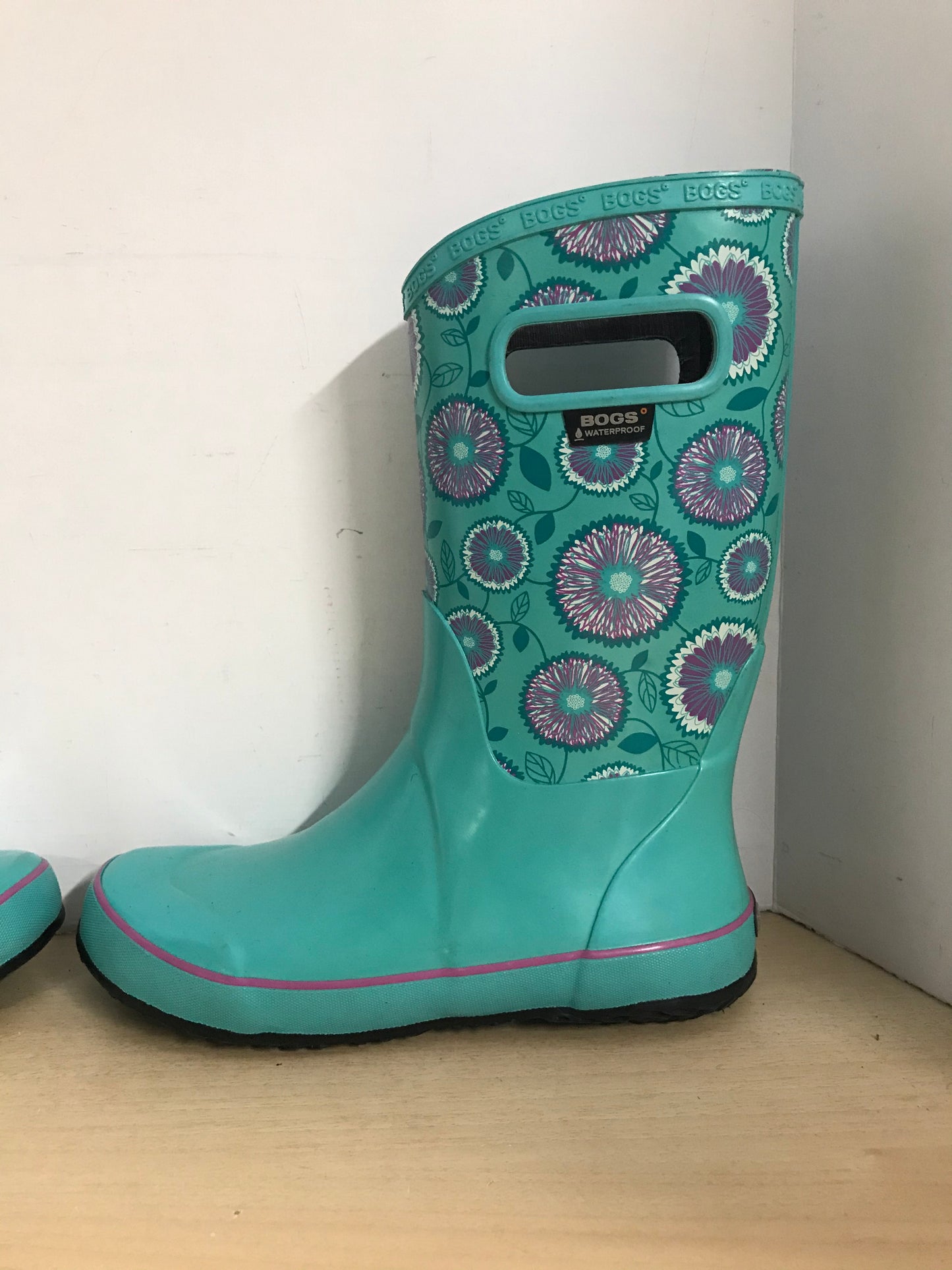 Bogs Brand Ladies 6-7 Waterproof Teal Purple Excellent