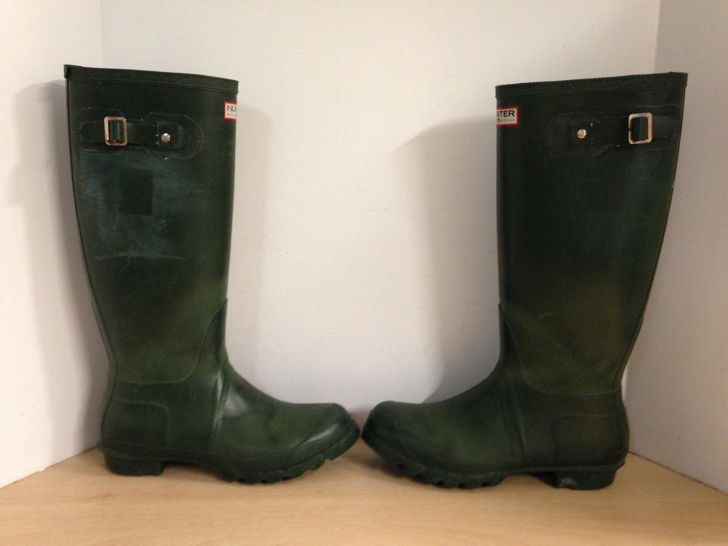 Rain Boots Ladies Size 9 Hunter Green Some Color Wear and Minor Wear