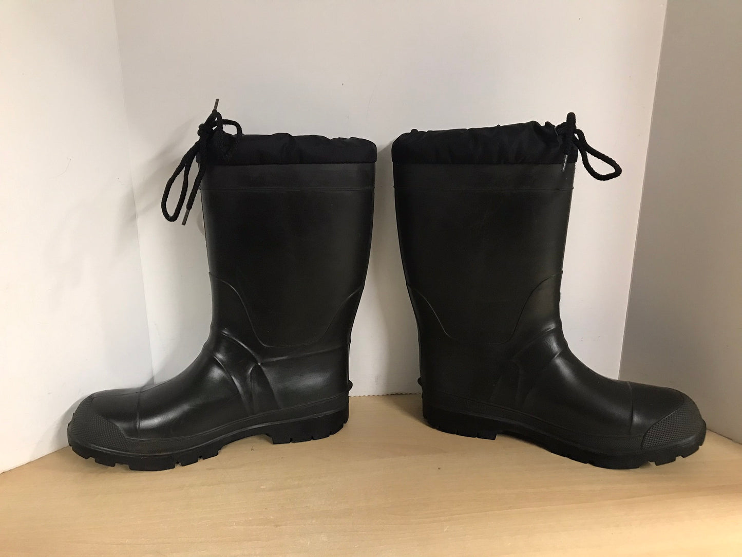 Rain Boots Men's Size 9 Kamik With Winter Felt Liner Excellent