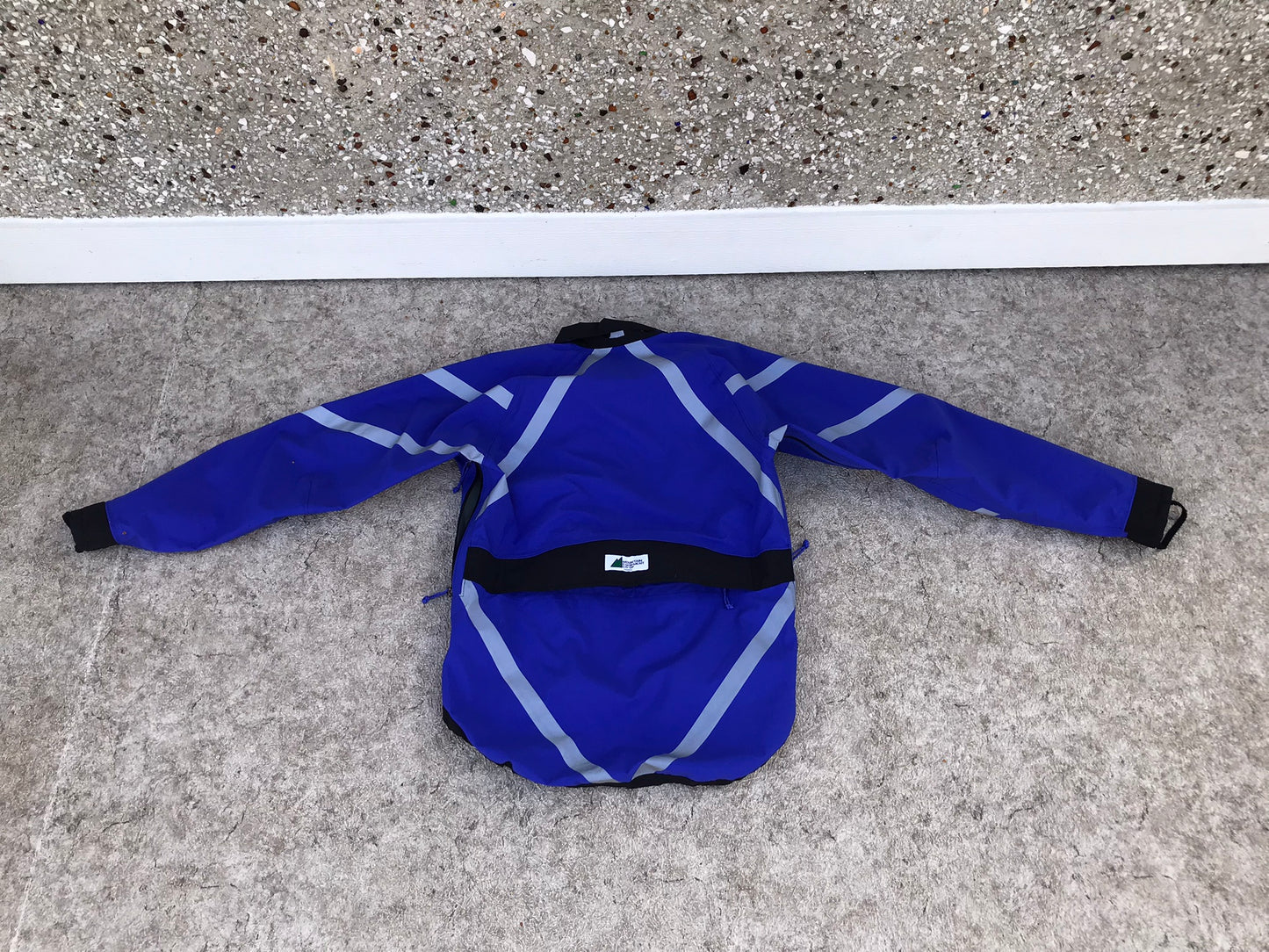 Rain Coat Men's Size Small MEC Gore-Tex Waterproof Bike With Reflectors As New Blue