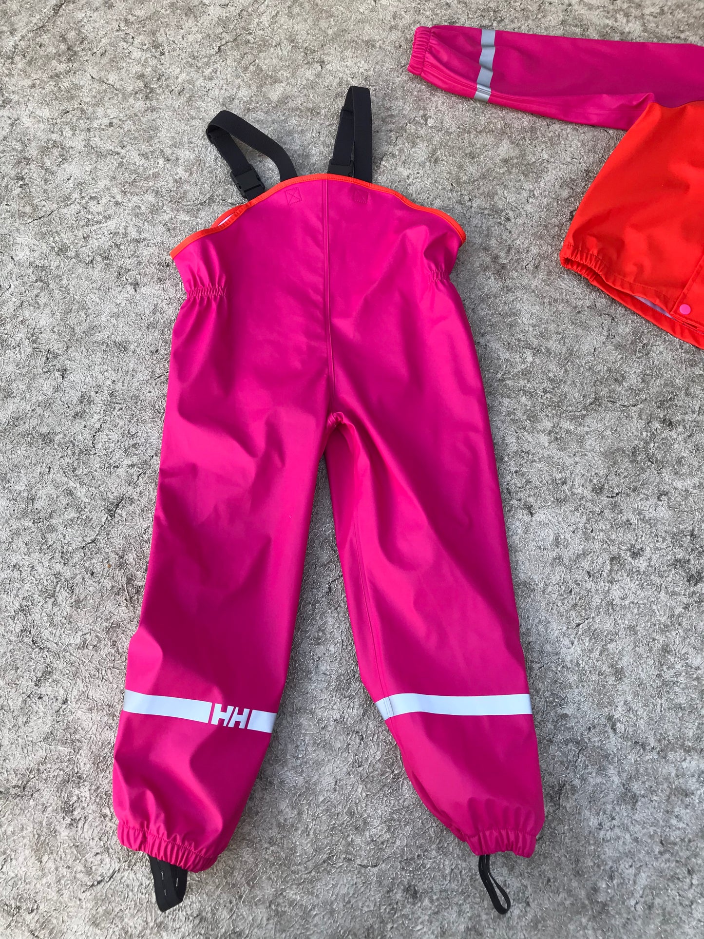 Rain Coat and Pants Child Size 6 Helly Hansen Fushia Pink Orange With Reflectors Fully Waterproof New Demo