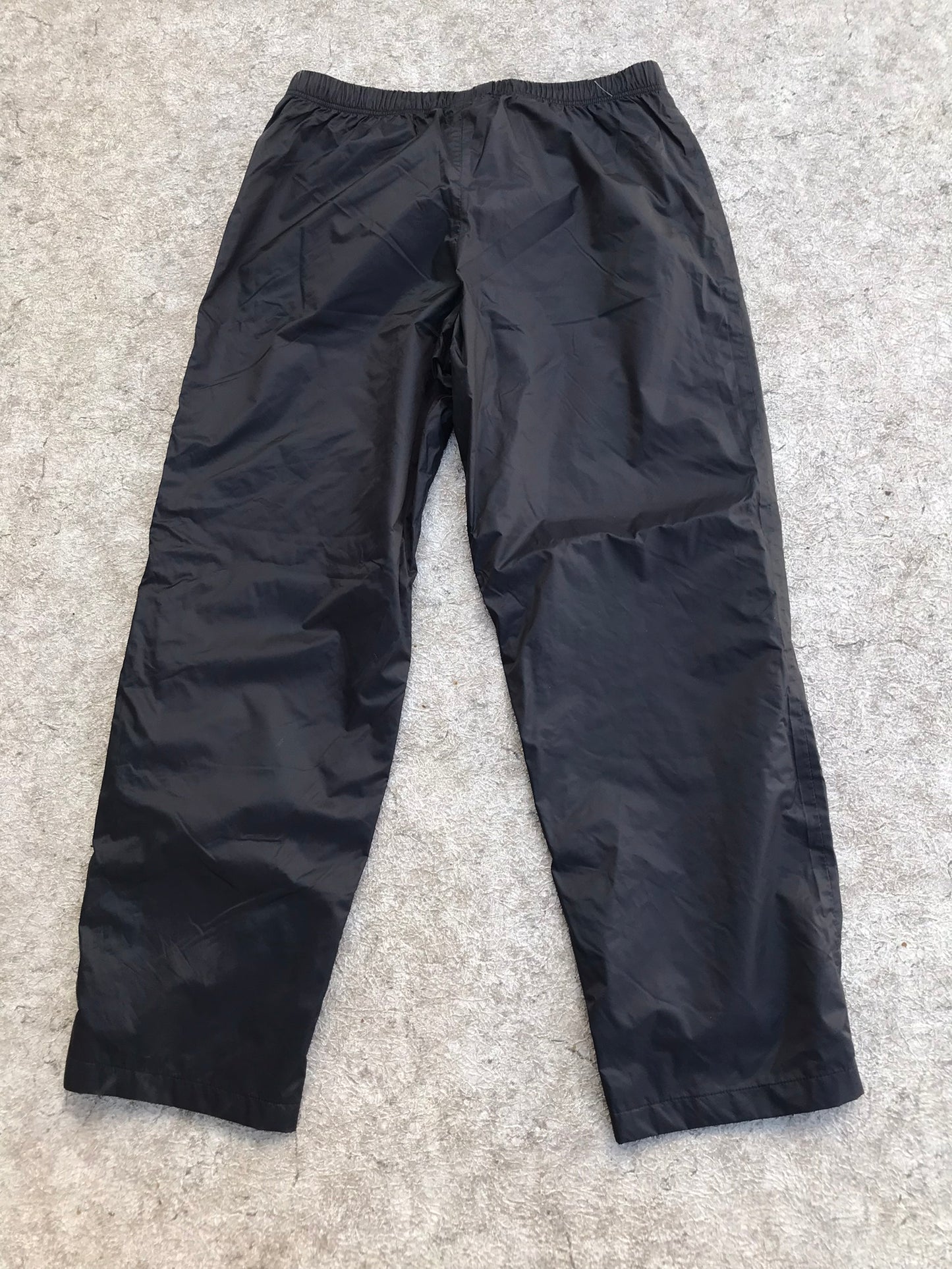 Rain Pants Men's Size Medium Deep River Black Velcro Cuffs Perfect New Demo Model